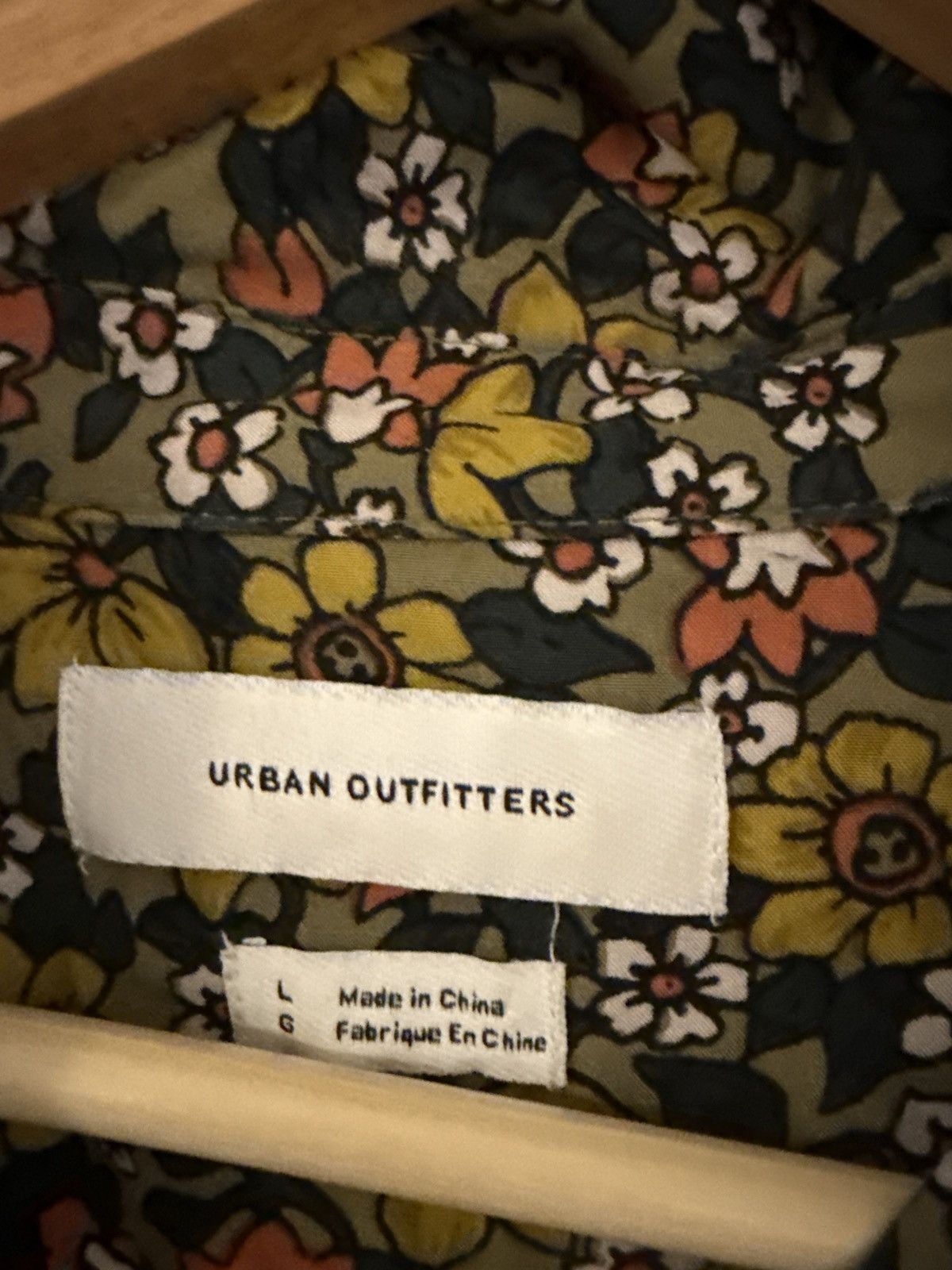Urban Outfitters Button up Size US L / EU 52-54 / 3 - 2 Thumbnail