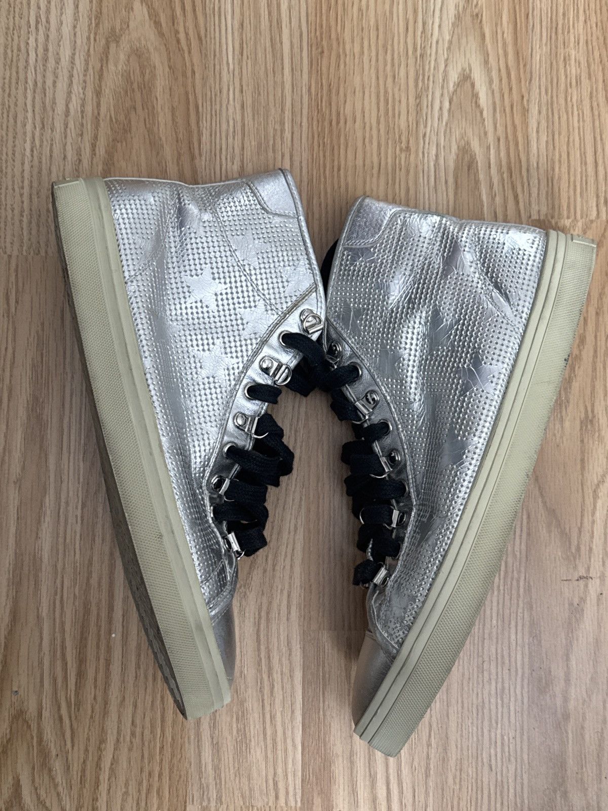 Saint Laurent Paris Saint Laurent Metallic Star Rivington Sneakers Size US 10 / EU 43 - 2 Thumbnail