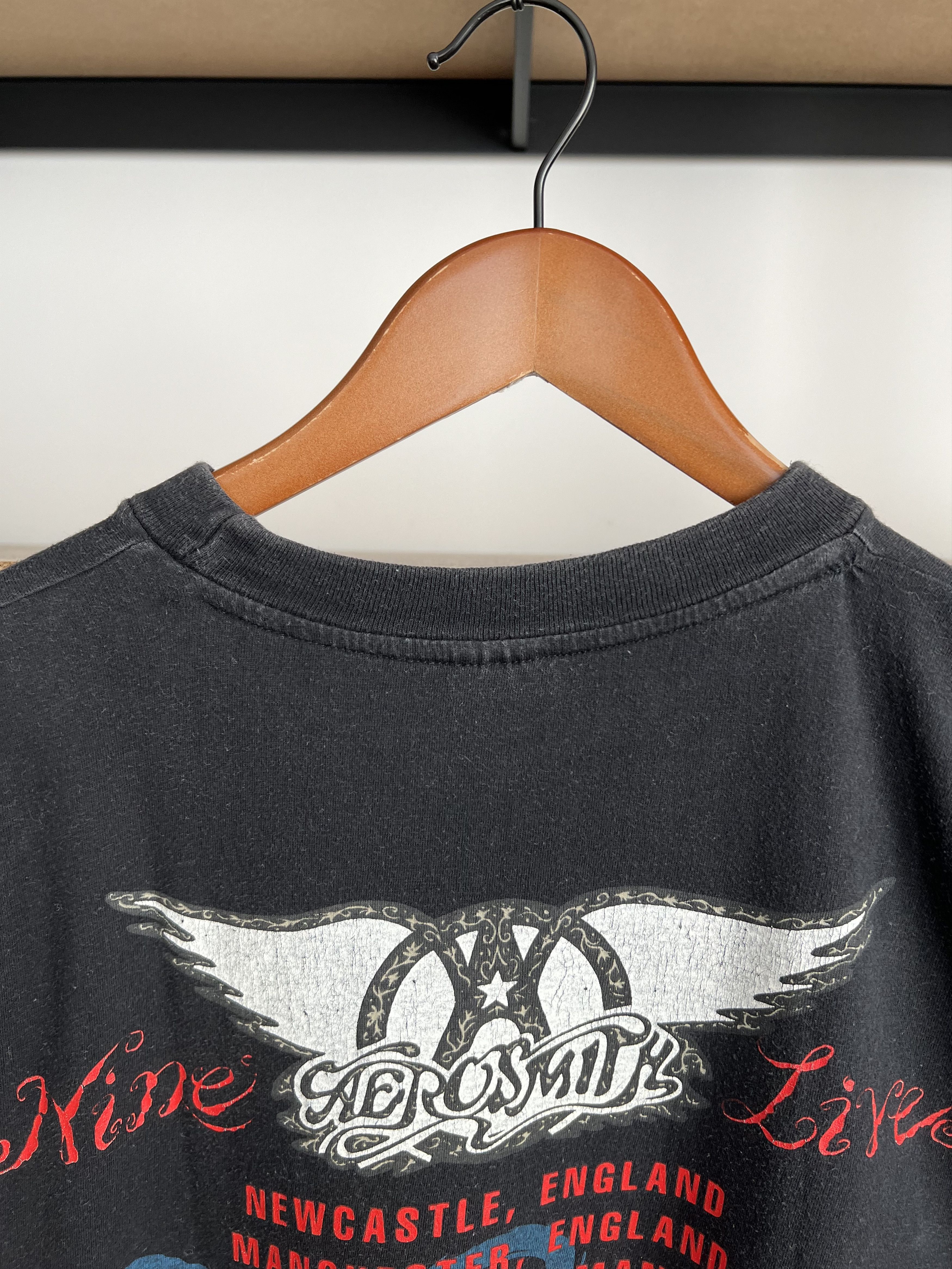 Band Tees Vintage 1997 Aerosmith Nine Lives Black T-shirt Size US L / EU 52-54 / 3 - 20 Thumbnail