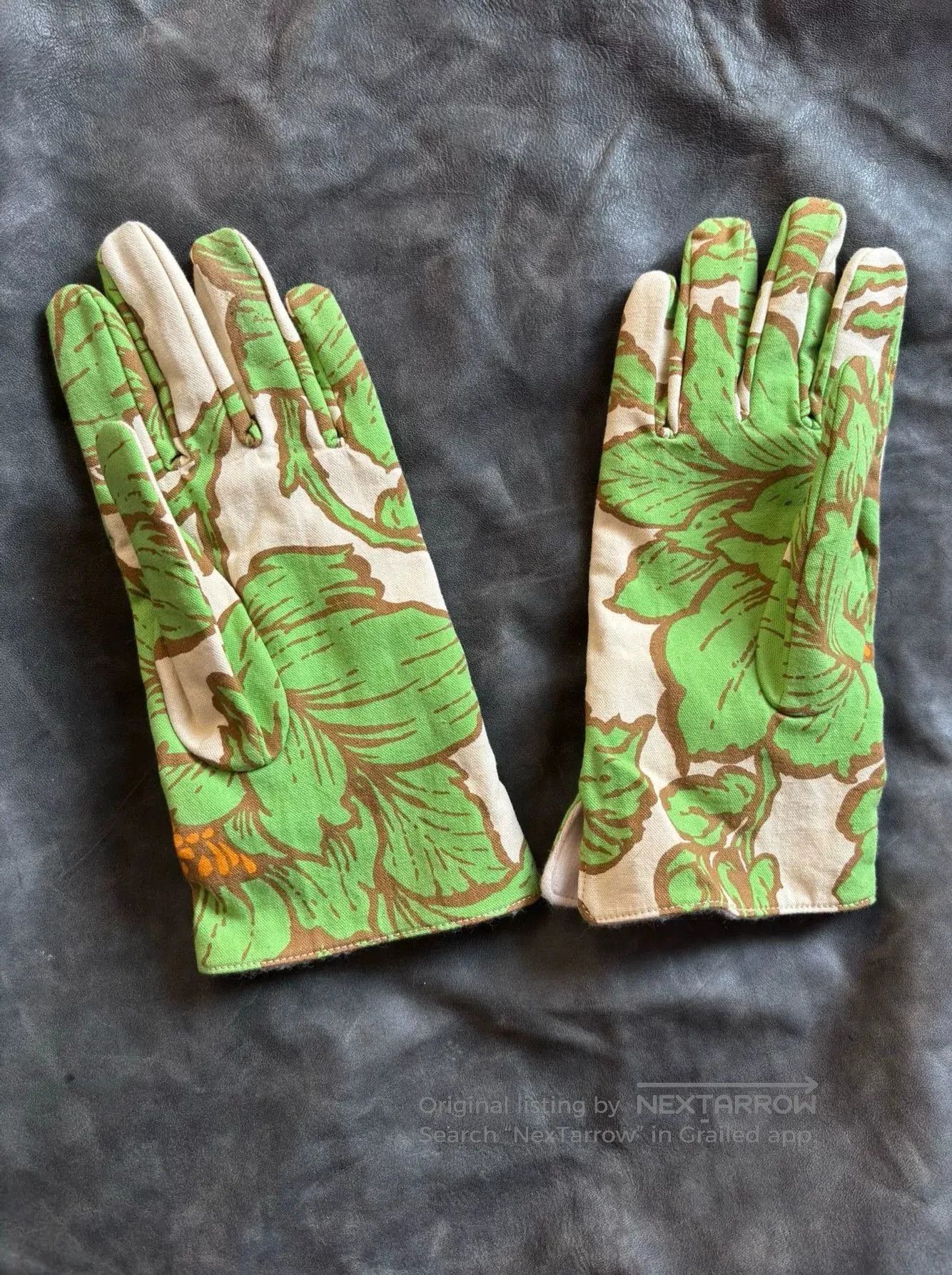 Nozomi Ishiguro Nozomi Ishiguru 90s Leaf Gloves. Size ONE SIZE - 3 Thumbnail