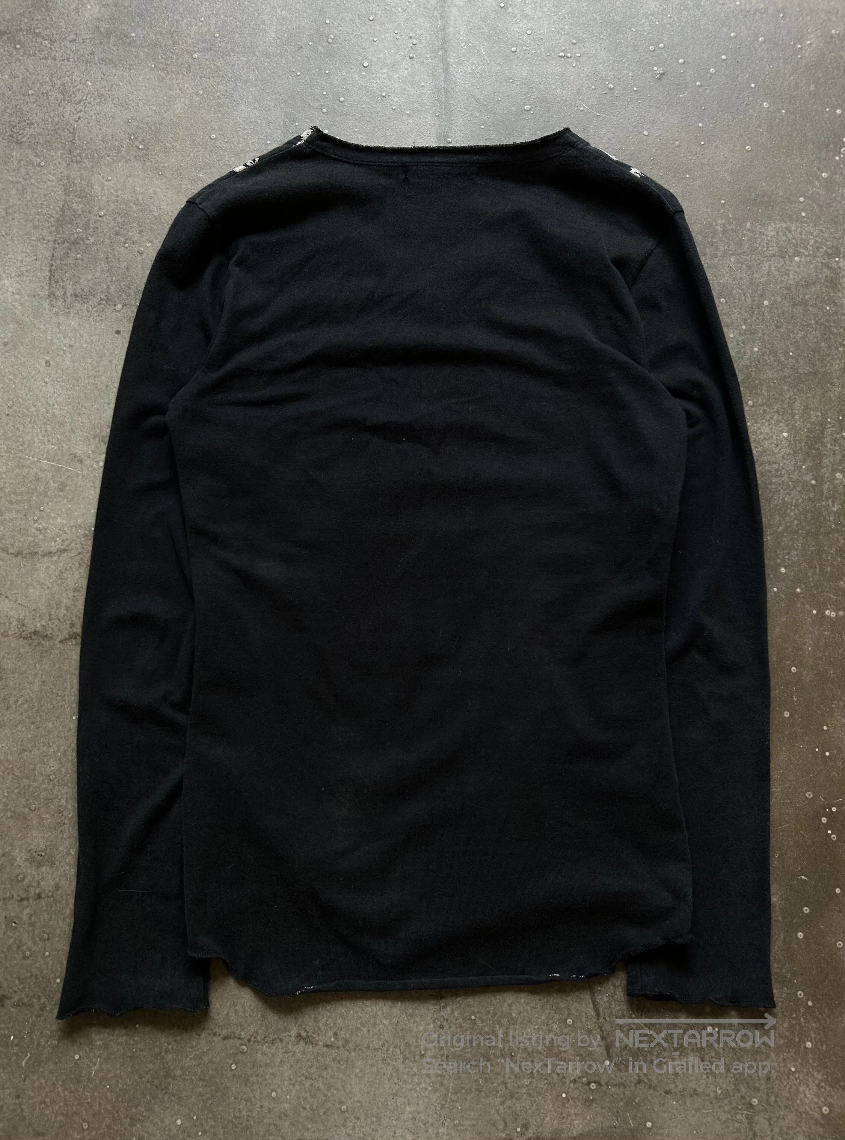 Other black long sleeve graphic top. Size US M / EU 48-50 / 2 - 7 Thumbnail