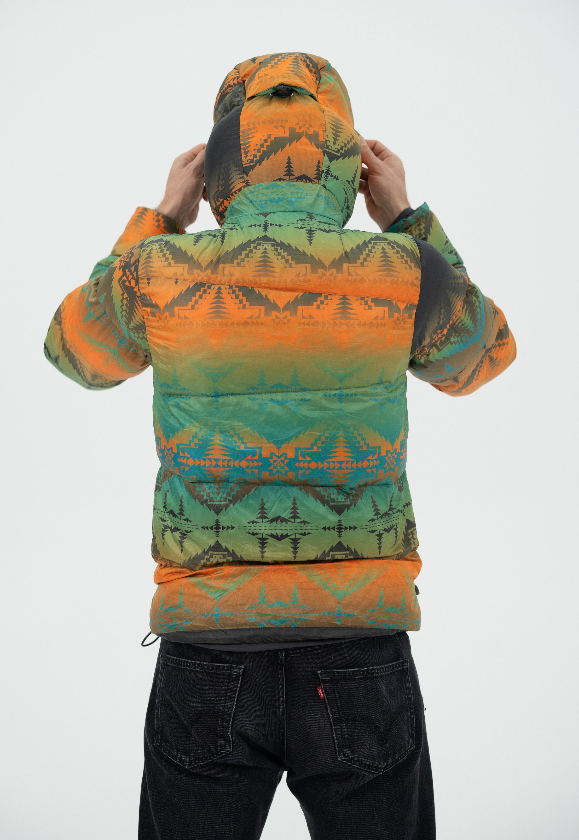 Nike ACG Vintage Nike Acg Down Jacket S Size US S / EU 44-46 / 1 - 2 Thumbnail