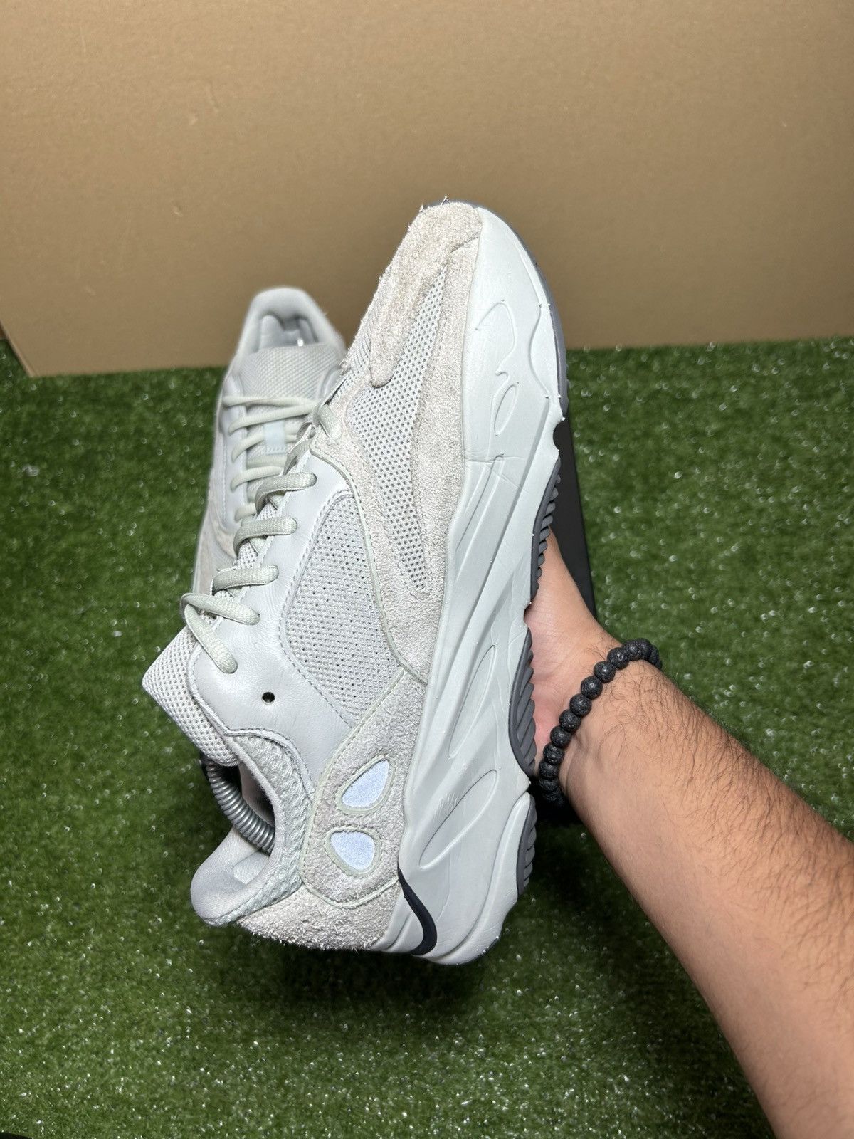 Yeezy Adidas yeezy boost 700 Salt Size US 10 / EU 43 - 4 Thumbnail