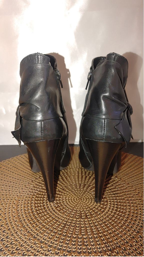 Gianni Valentino Gianni Bini Leather Booties Size 8.5M Size US 8.5 / IT 38.5 - 5 Thumbnail