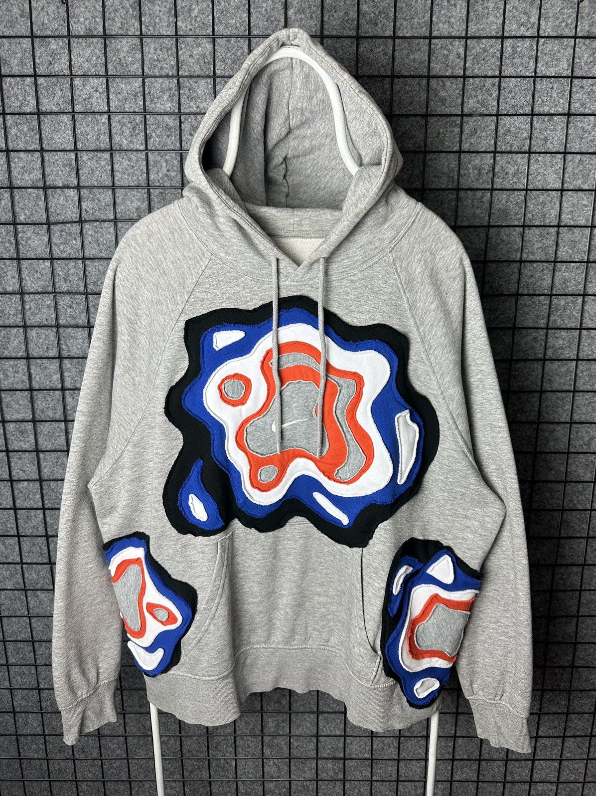 Nike Nike Custom Reworked Y2K Lava Lamp Pattern Hoodie Size M Size US M / EU 48-50 / 2 - 1 Thumbnail
