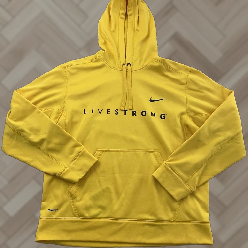 Nike VINTAGE Nike Livestrong ThermaFit Pullover Hoodie Mens M Yellow Size US M / EU 48-50 / 2 - 1 Thumbnail