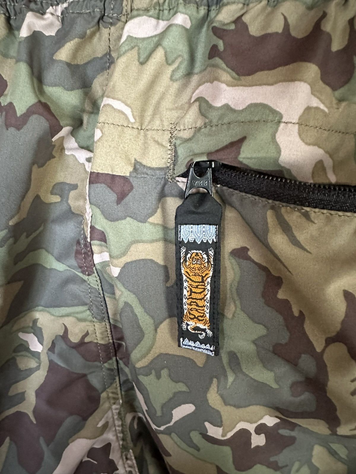 Kapital Kapital taffeta camo shorts size 1 Size US 29 - 3 Thumbnail