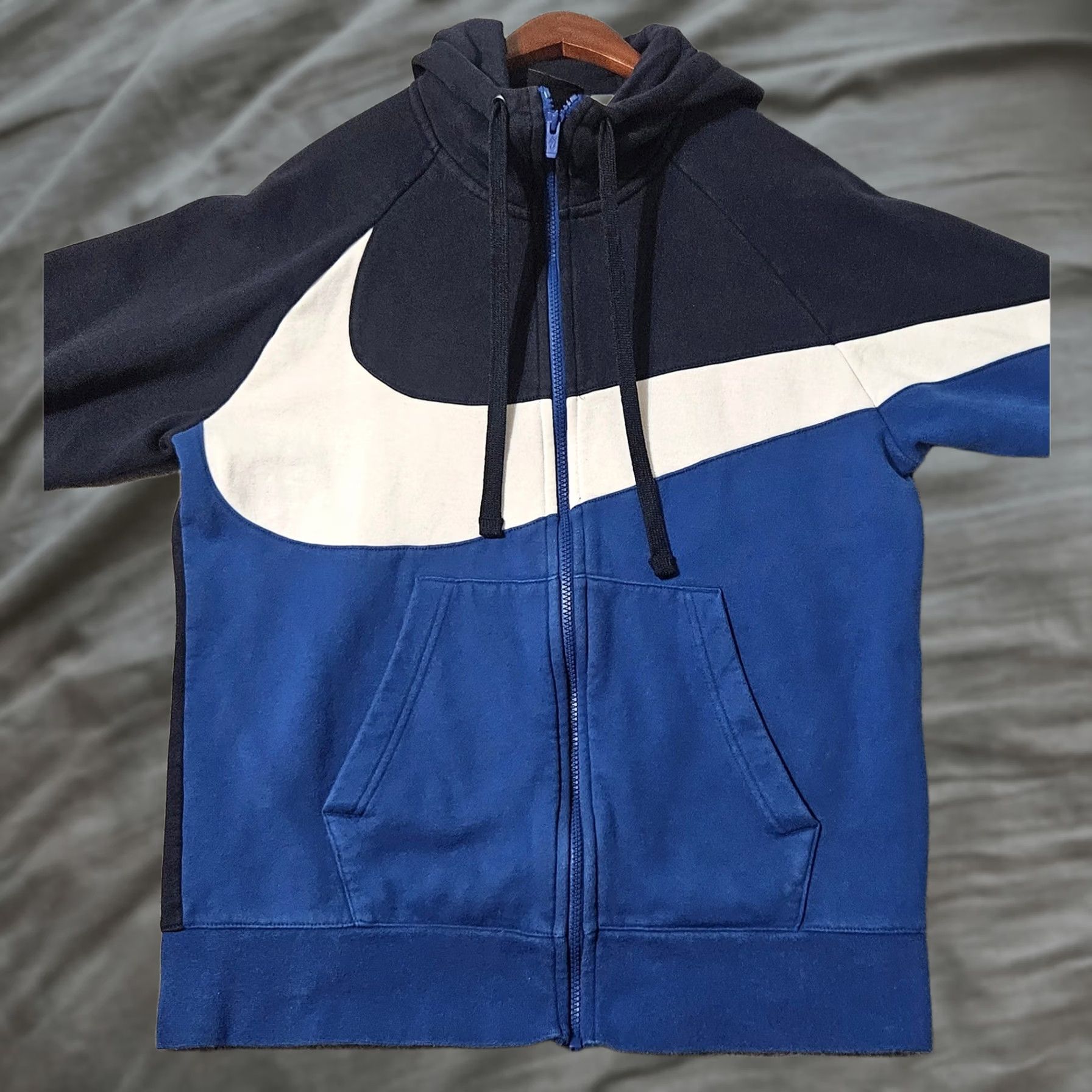 Nike Nike Hoodie Mens Giant Swoosh Full Zip Sweatshirt Medium Blue BQ6458-451 Size US M / EU 48-50 / 2 - 1 Thumbnail