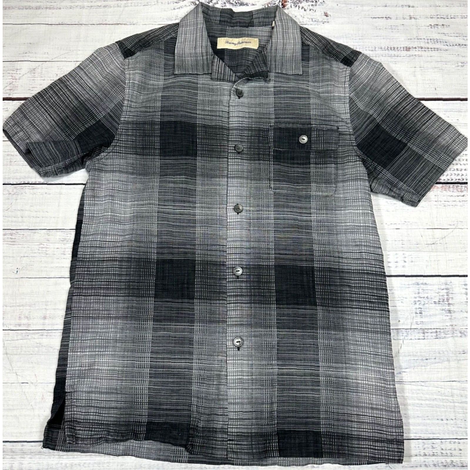 Tommy Bahama Tommy Bahama Womens Silk Cotton Button-Up Short Sleeve Shirt Sz S Gray Collar Shirt Womens Short Sleeve Button-Up Silk Cotton Gray Collar Size S / US 4 / IT 40 - 2 Thumbnail