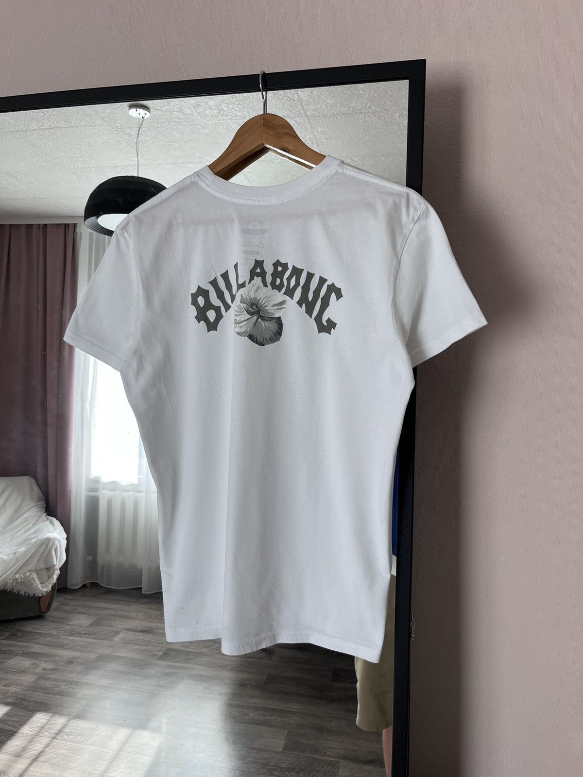 Billabong Billabong Kamea Hadar white y2k baggy t-shirt Hawaiian Art Size US S / EU 44-46 / 1 - 1 Thumbnail