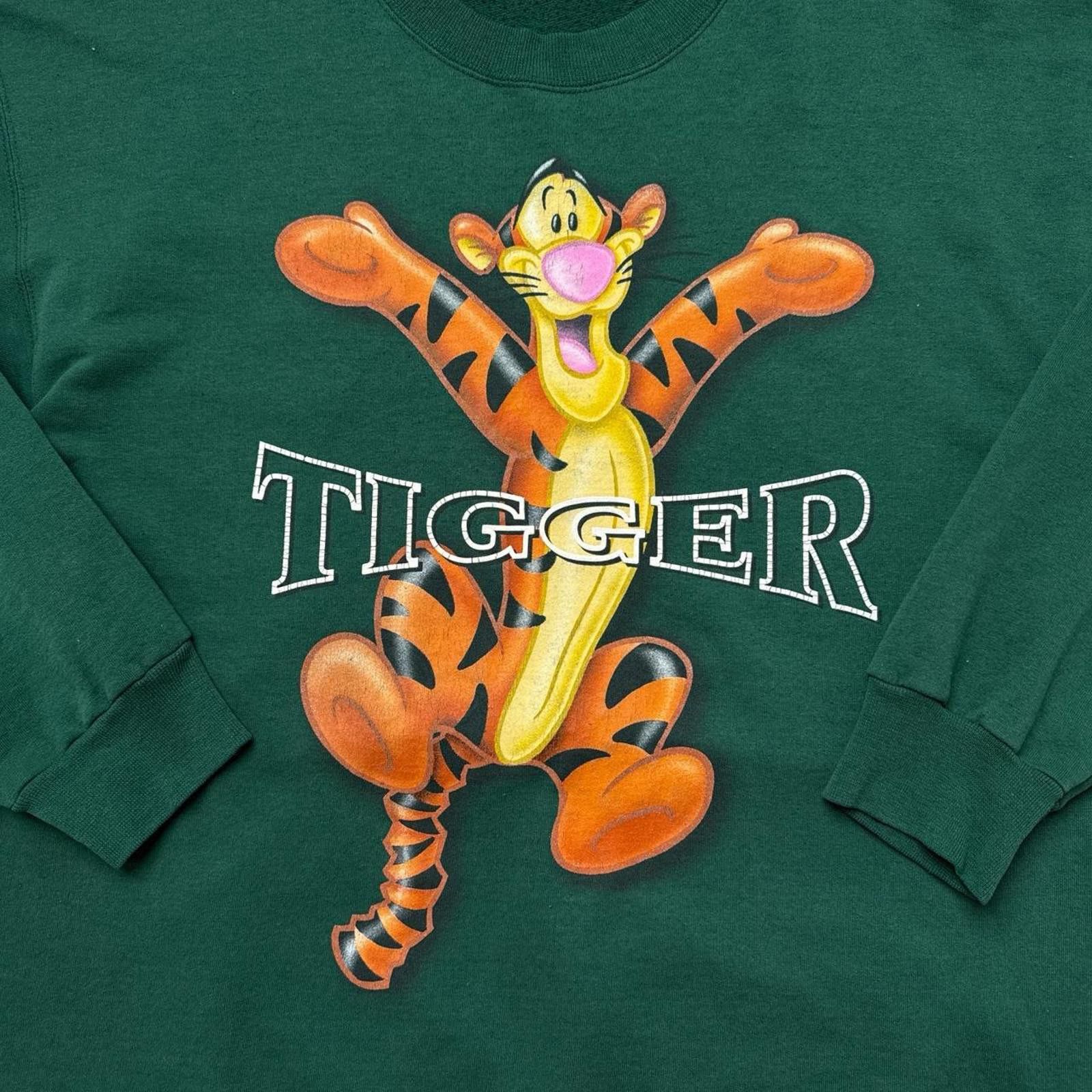 Disney Y2K Disney Tigger Crewneck Green vintage sweatshirt Size US L / EU 52-54 / 3 - 6 Thumbnail