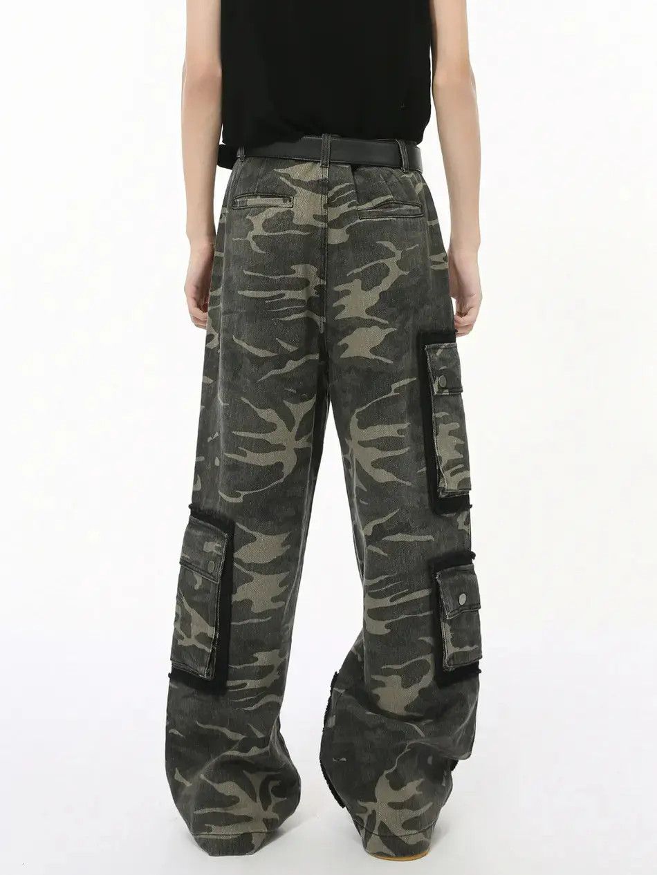 Japanese Brand Retro loose pocket camouflage straight leg jeans Size US 32 / EU 48 - 2 Thumbnail