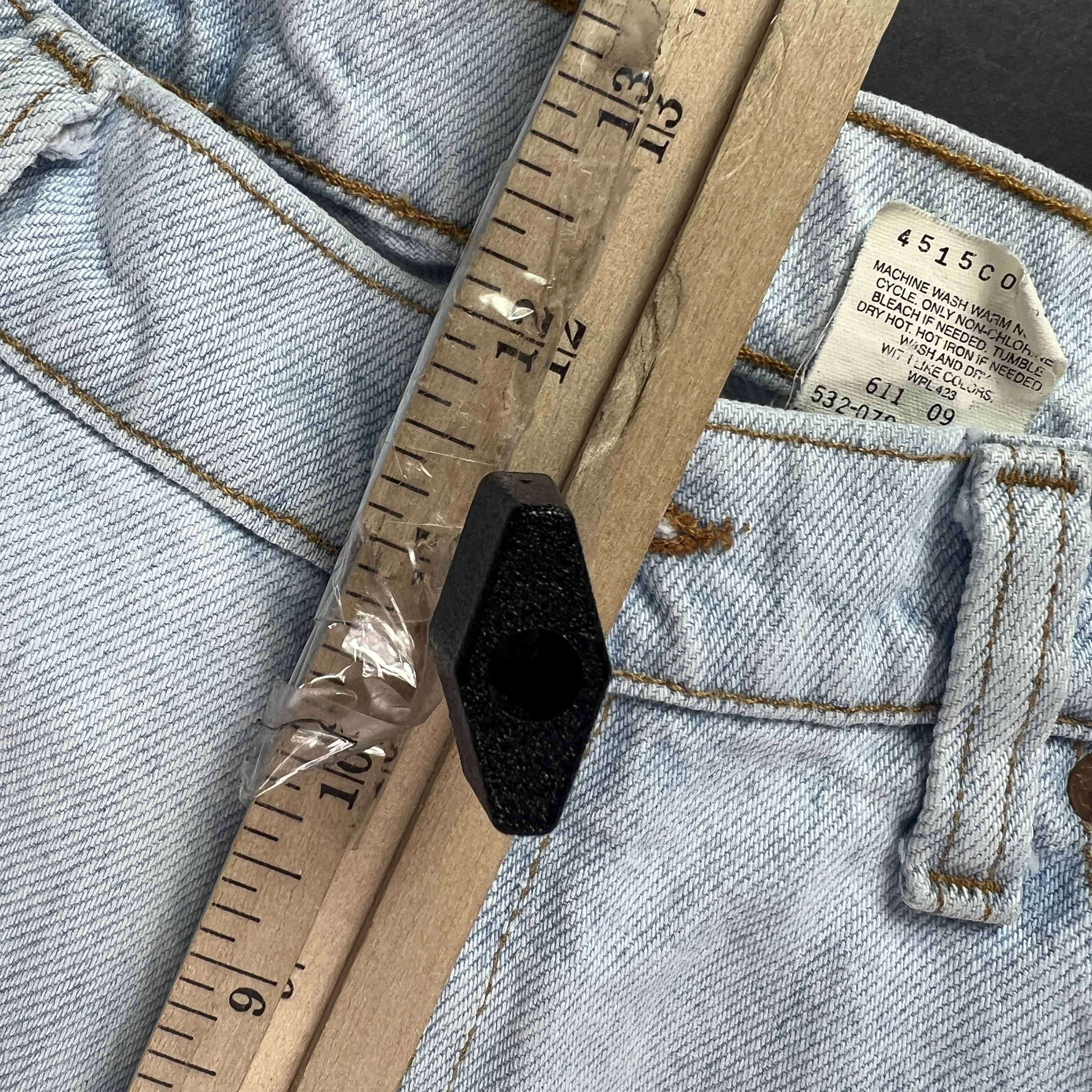 Levi's VTG 90s Levi's Jean 512 Slim Tapered Light Blue Faded Denim Size 30" / US 8 / IT 44 - 24 Thumbnail
