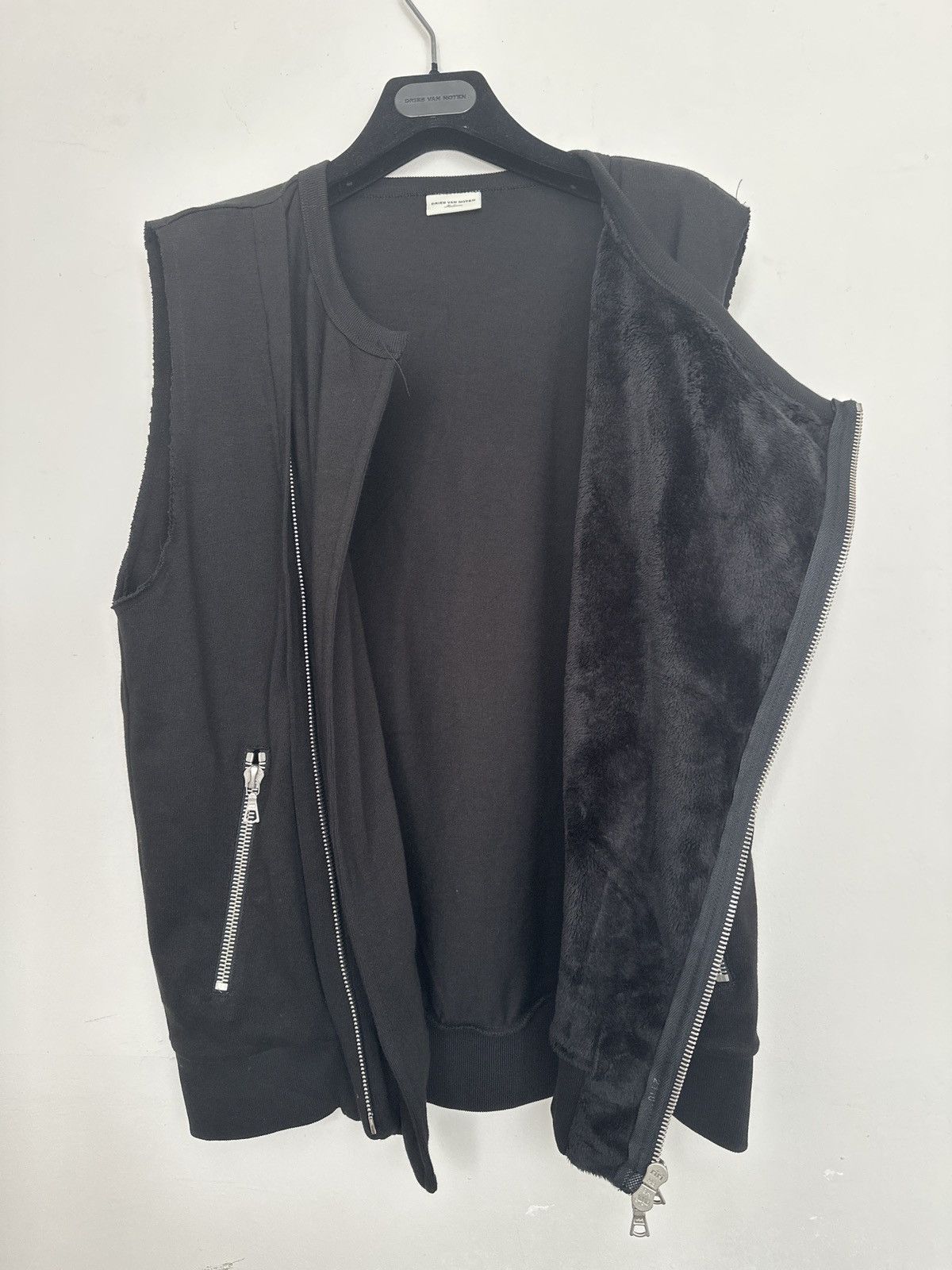 Dries Van Noten Dries Van Noten " archive " zipped armless bikerjacket Size US M / EU 48-50 / 2 - 4 Thumbnail