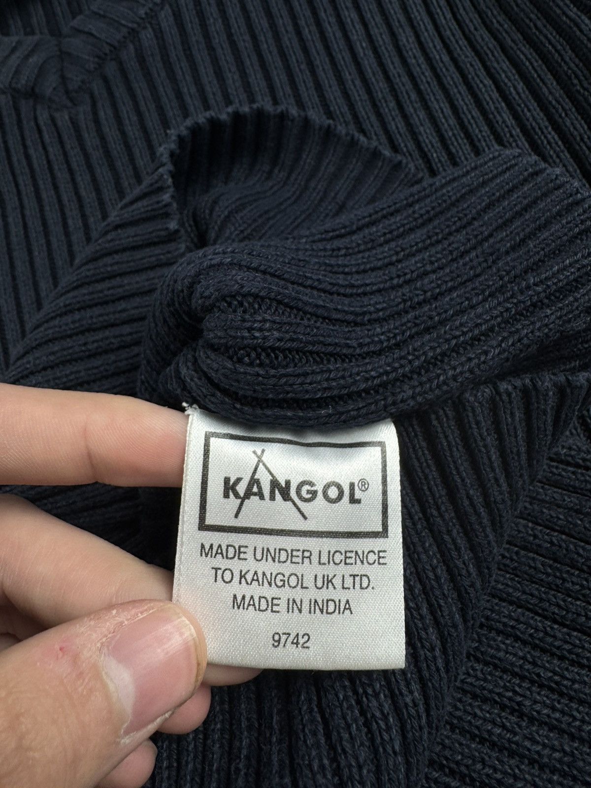 Kangol Vintage Kangol 90S Distressed Faded Thrashed Y2K Striped Knit Sweater Pullover Size US M / EU 48-50 / 2 - 12 Thumbnail