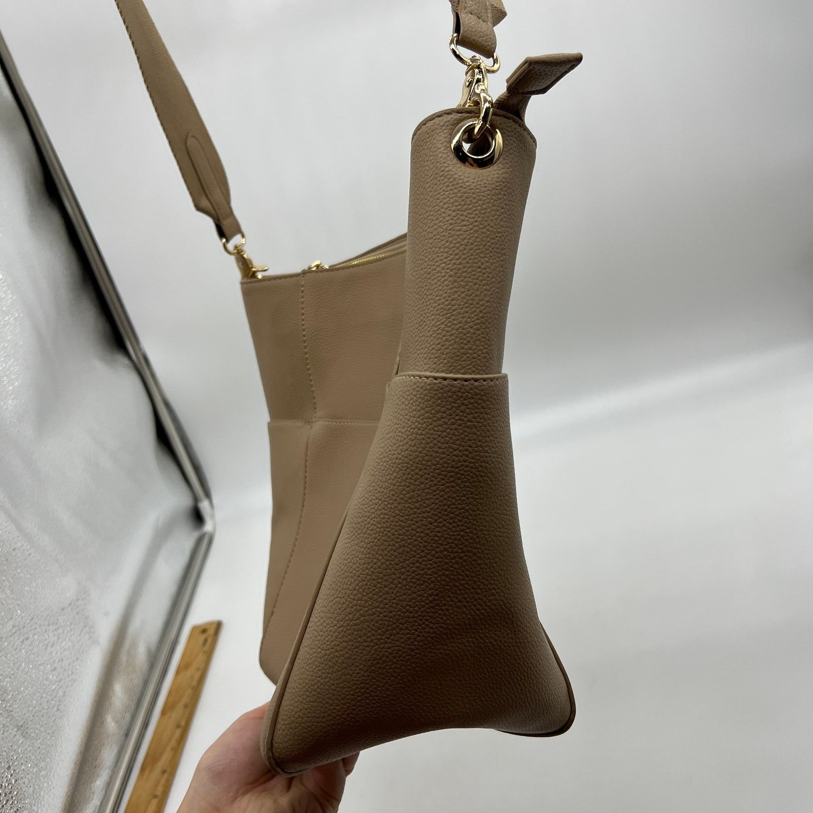 Other Amy Stran x AHDORNED Faux Leather Bucket Bag Mushroom Brown Size ONE SIZE - 9 Thumbnail