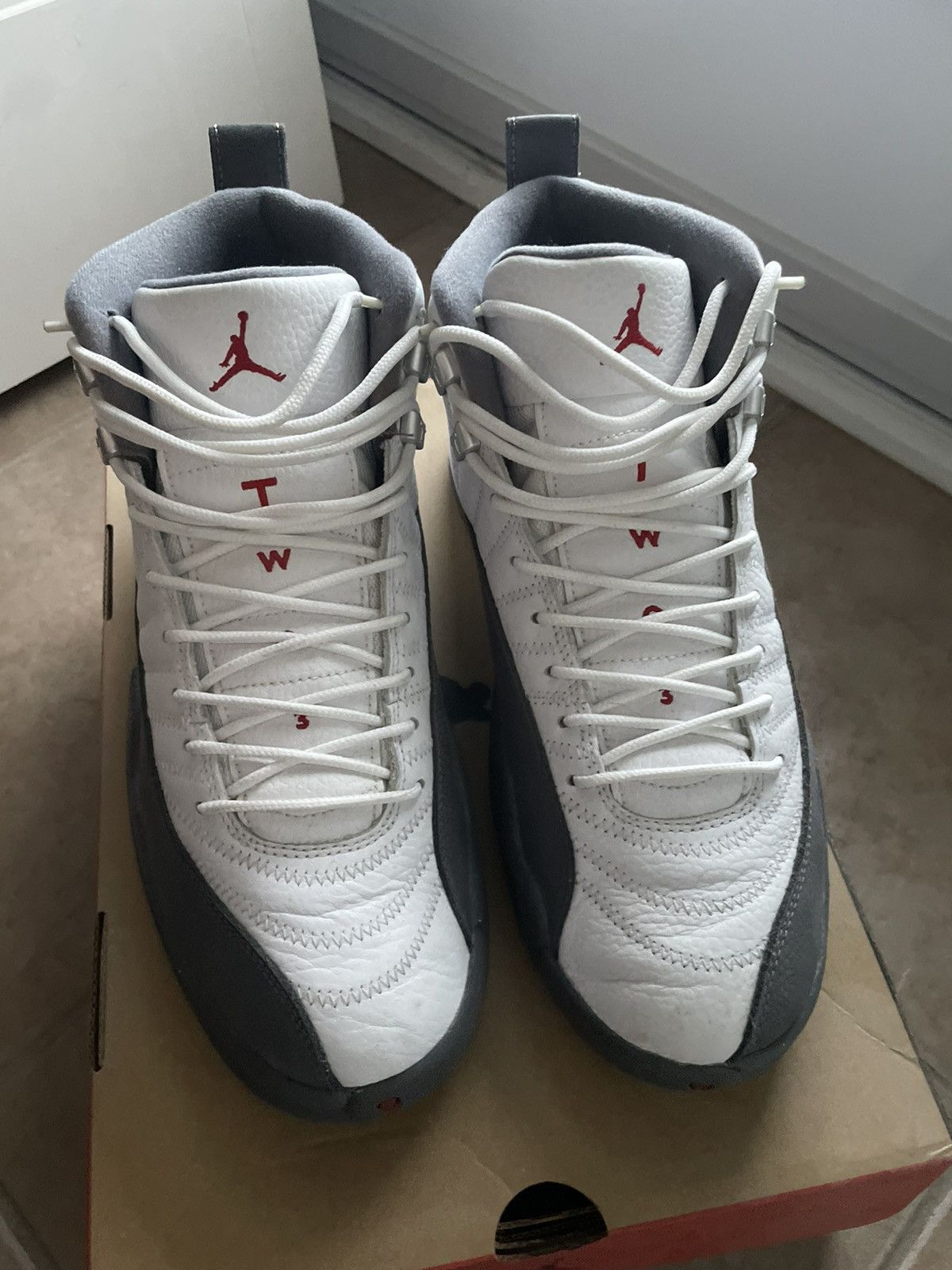 Jordan Brand Air Jordan 12 Retro BG Dark Grey Size US 10.5 / EU 43-44 - 2 Thumbnail