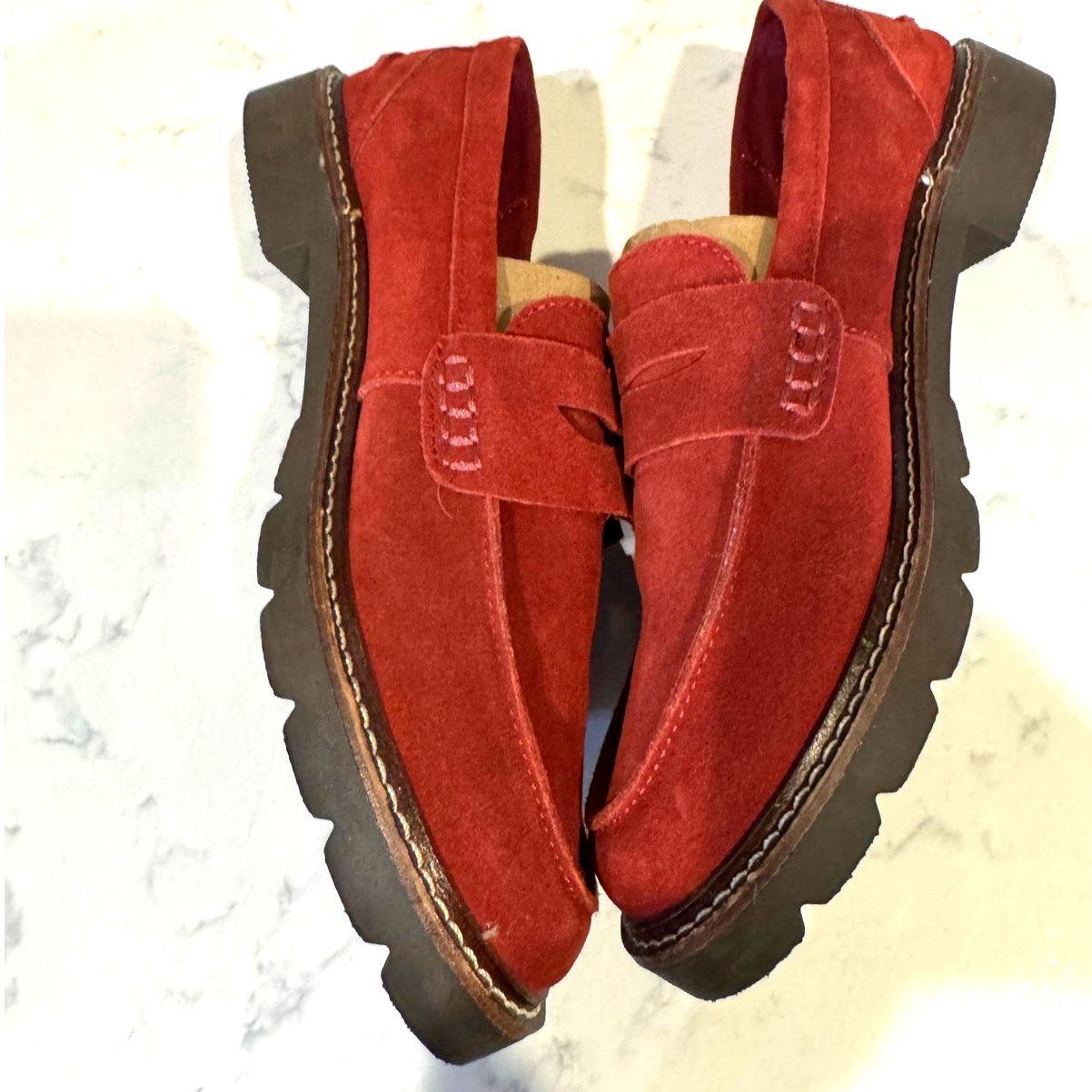 Anne Klein Anne Klein Emmylou Lug Sole Loafers suede maroon size 7 Size US 7 / IT 37 - 7 Thumbnail