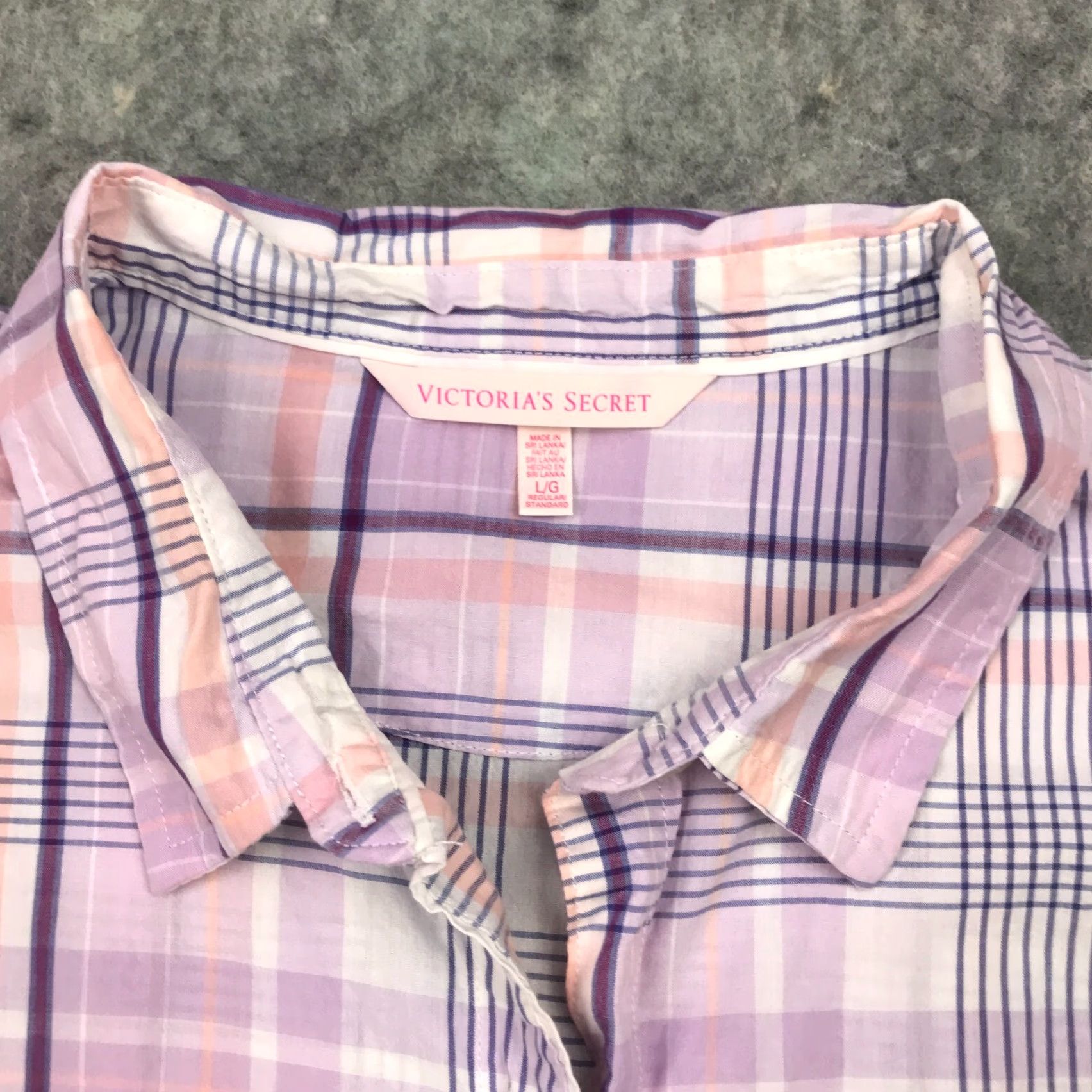 Victoria's Secret VICTORIA'S SECRET Women's Button-Up Shirt Large Purple Solid Long Sleeve Casual Size L / US 10 / IT 46 - 3 Thumbnail