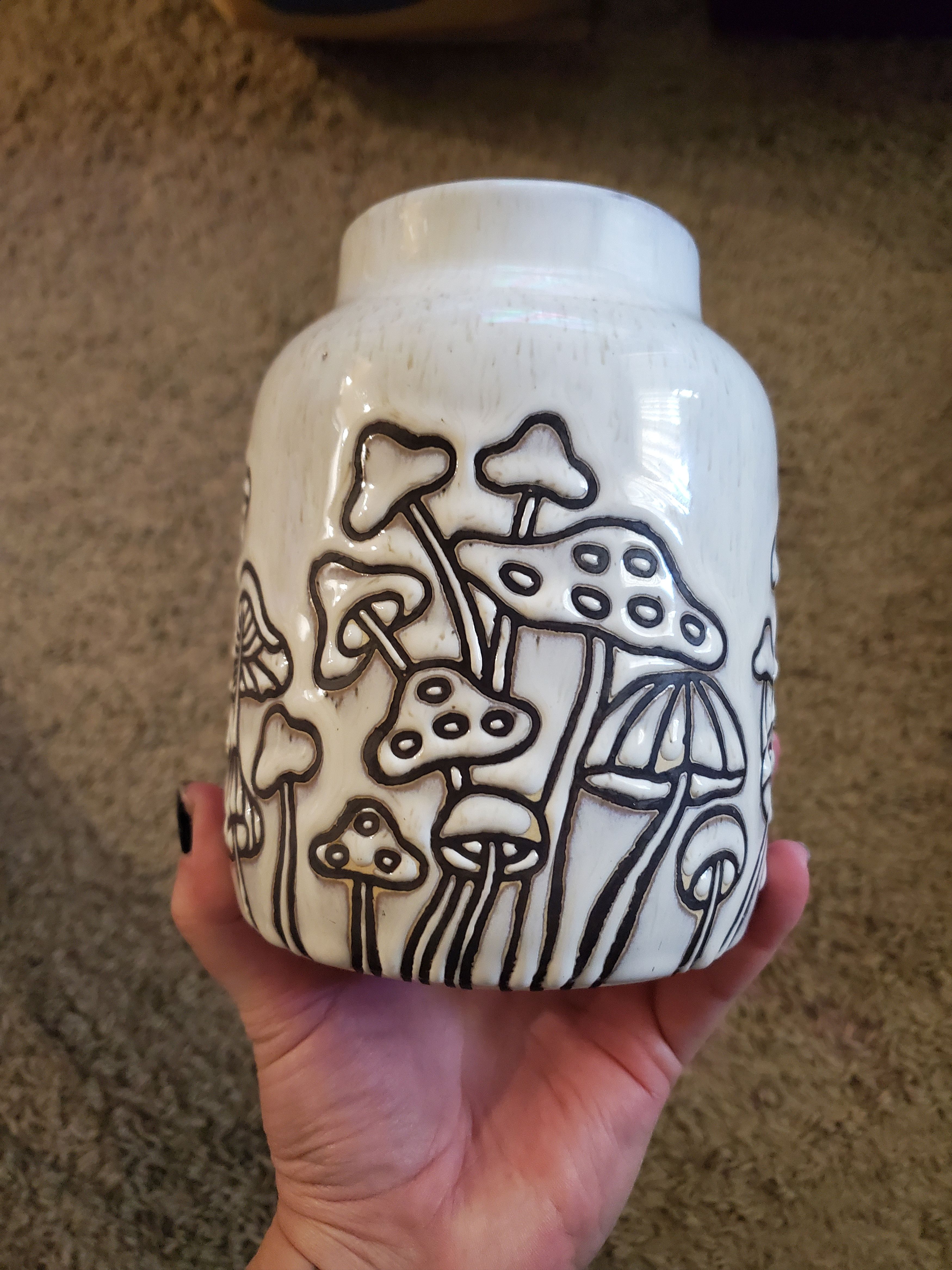 Other Unique + Beautiful Ceramic Mushroom Vase Size ONE SIZE - 2 Thumbnail