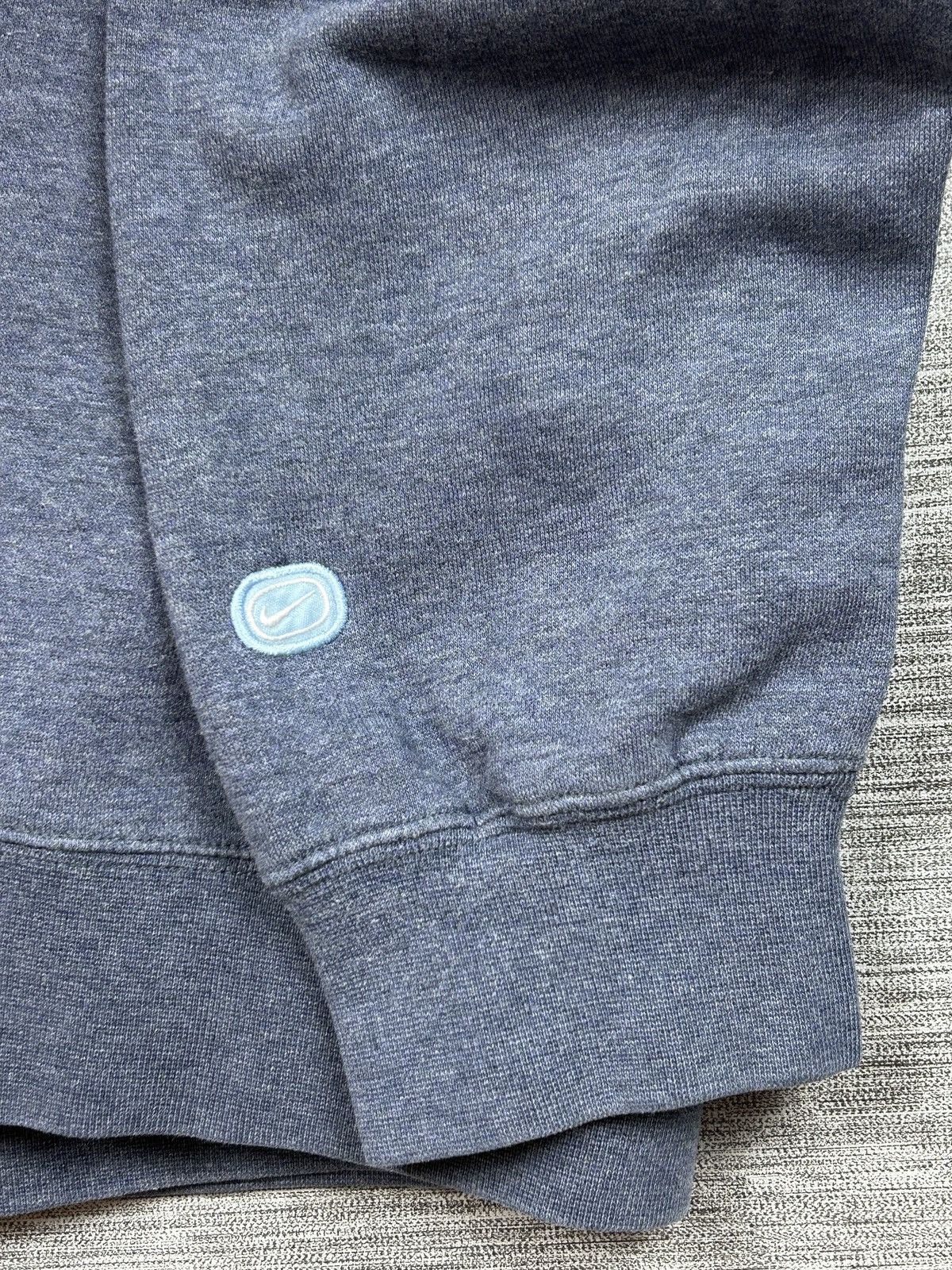 Nike × Vintage 00s Nike Air Big Logo Vintage Y2K Retro Oversized Hoodie Size US L / EU 52-54 / 3 - 7 Thumbnail