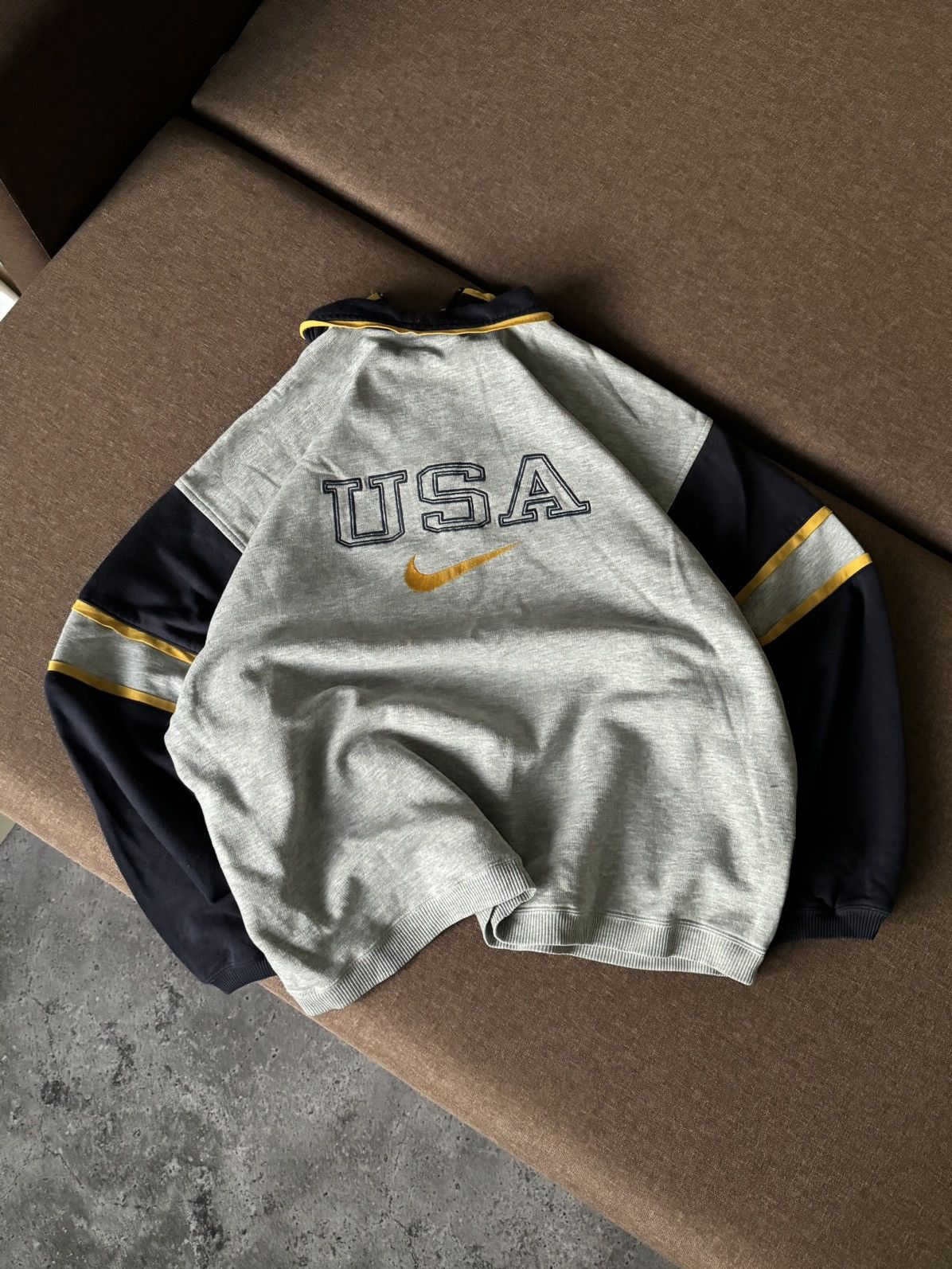 Nike × Vintage Vintage Nike USA oversized big logo 1/3 sweatshirt Size US XL / EU 56 / 4 - 4 Thumbnail