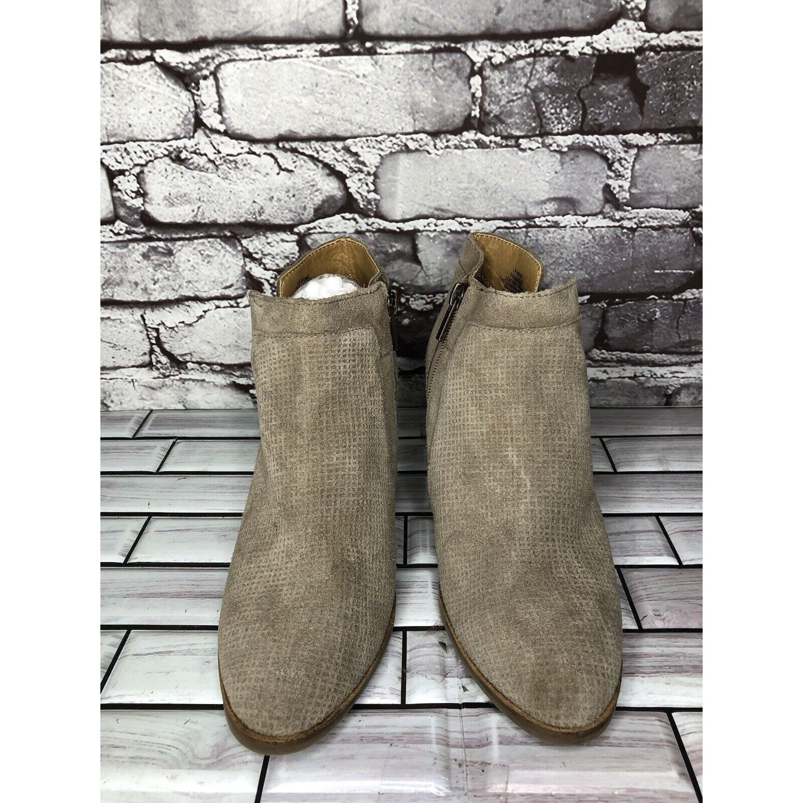 Lucky Brand Lucky Brand Ponic Taupe Tan Suede Cutout Block Heel Booties Size US 7.5 / IT 37.5 - 2 Thumbnail