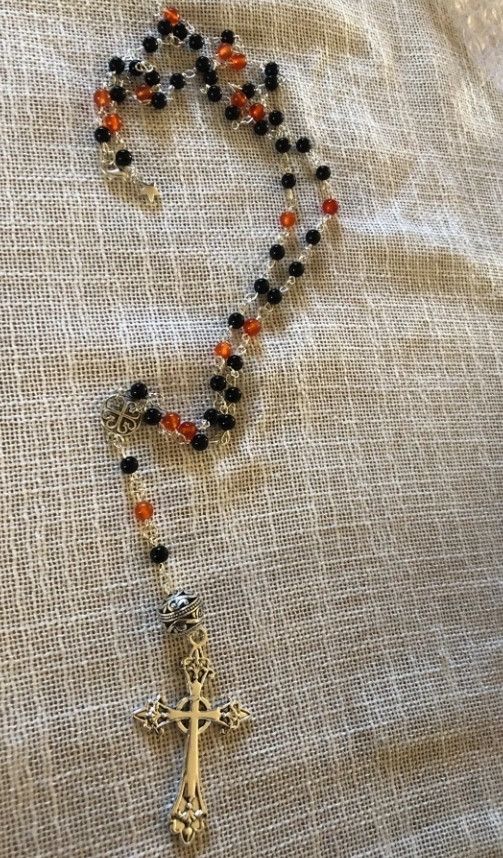 Other × Vintage Red and Black Gothic Rosary Long Gothic Cross with Beads Size ONE SIZE - 1 Thumbnail