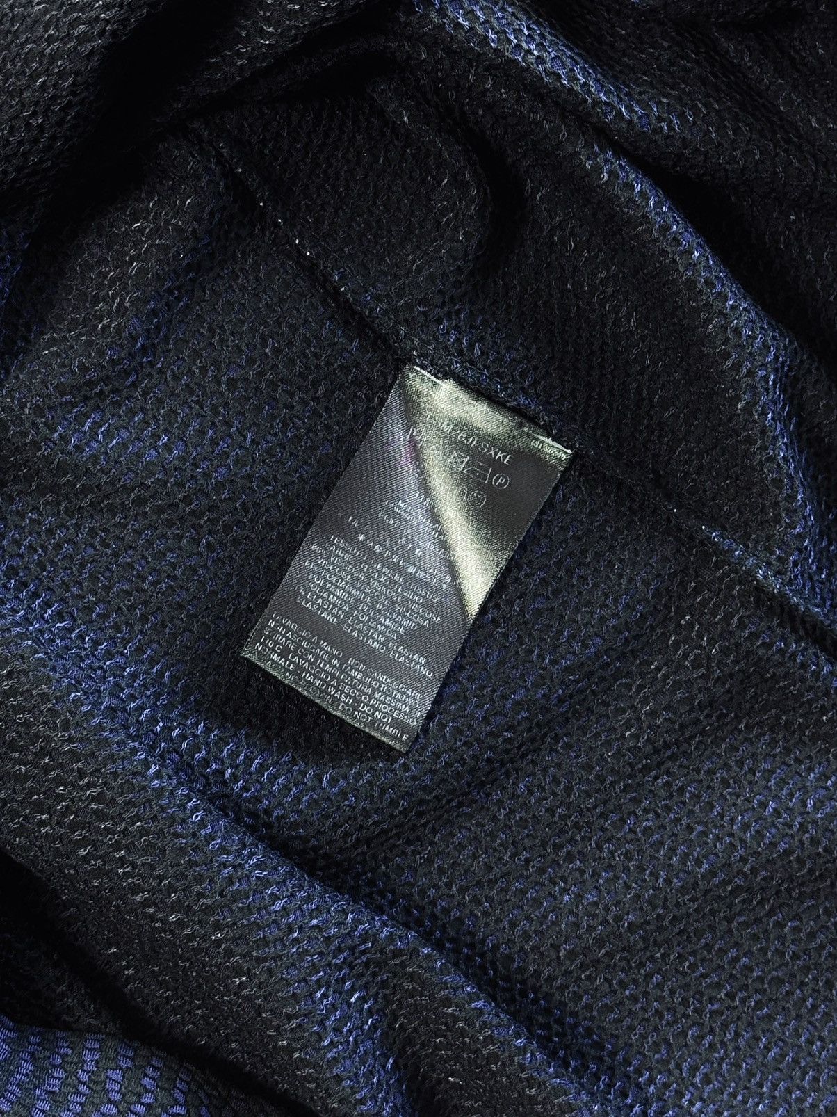 Giorgio Armani Giorgio Armani Viscose Knit T-Shirt Size US L / EU 52-54 / 3 - 13 Thumbnail