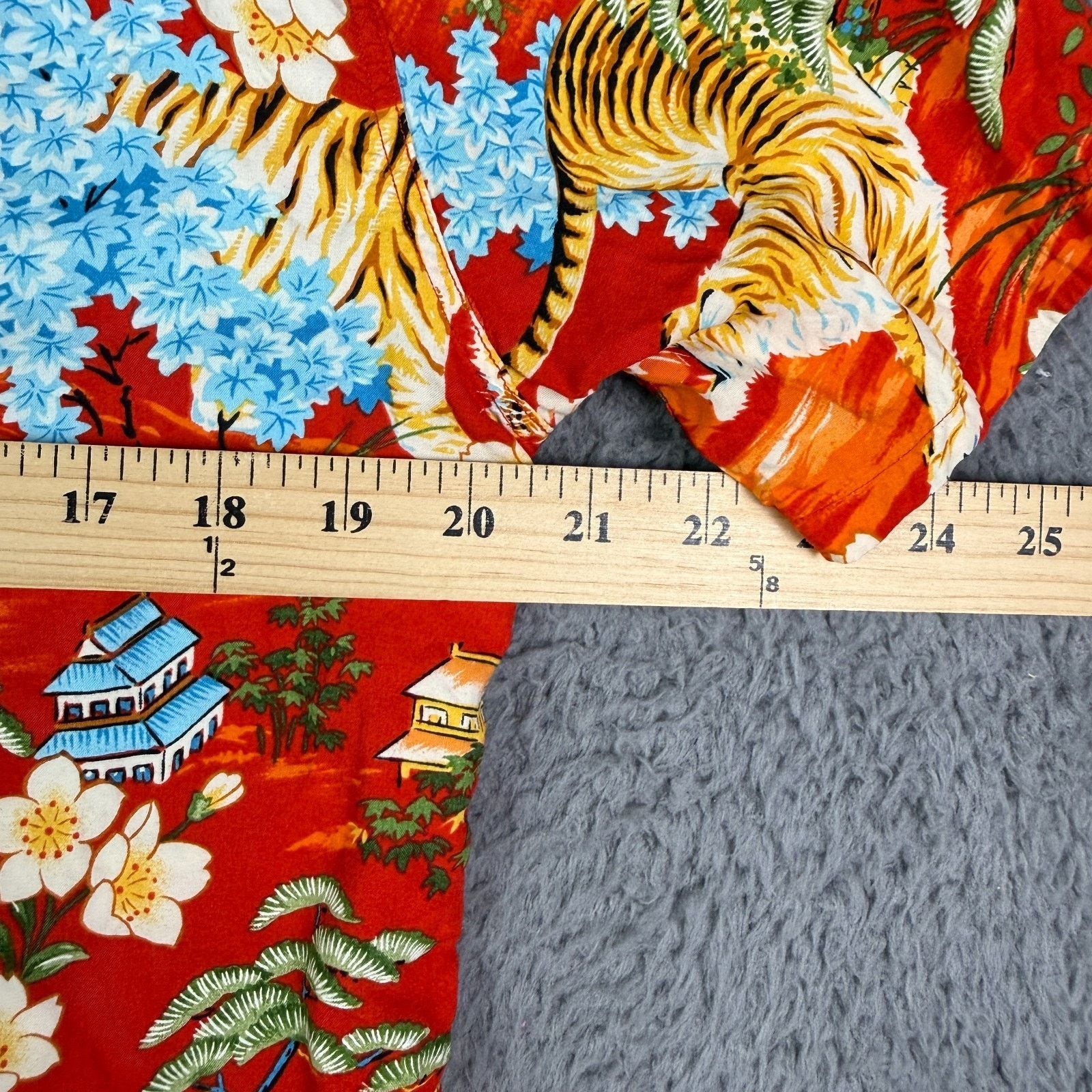 Polo Ralph Lauren Vintage Polo Ralph Lauren Hawaiian Shirt Tiger Japan Loop Size US S / EU 44-46 / 1 - 7 Thumbnail