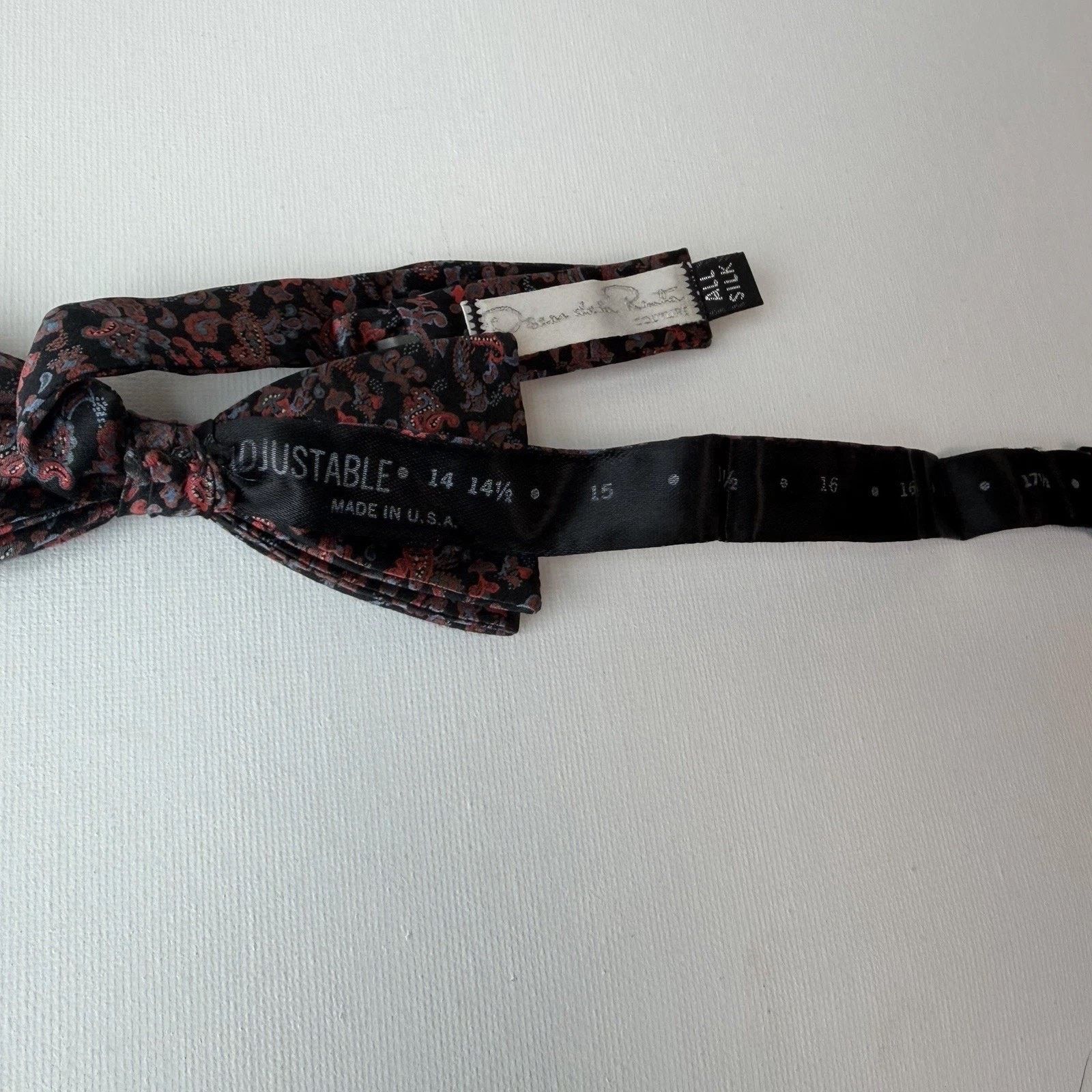 Oscar De La Renta Oscar de la Renta Vintage Silk Bow Tie BlackRed Paisley USA Size ONE SIZE - 13 Thumbnail