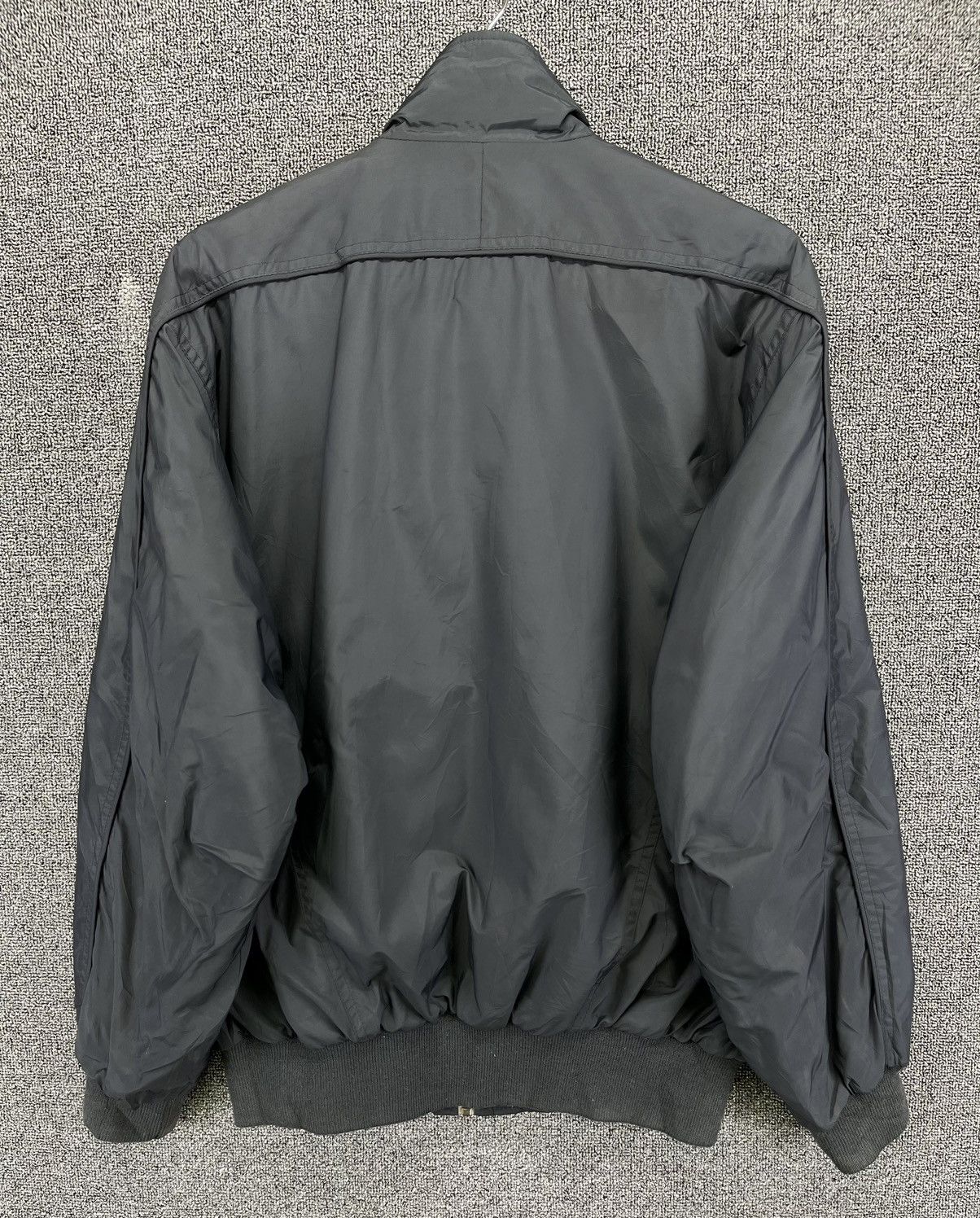 Descente Vintage Descente Rare Varsity Style Jacket Size US L / EU 52-54 / 3 - 11 Thumbnail