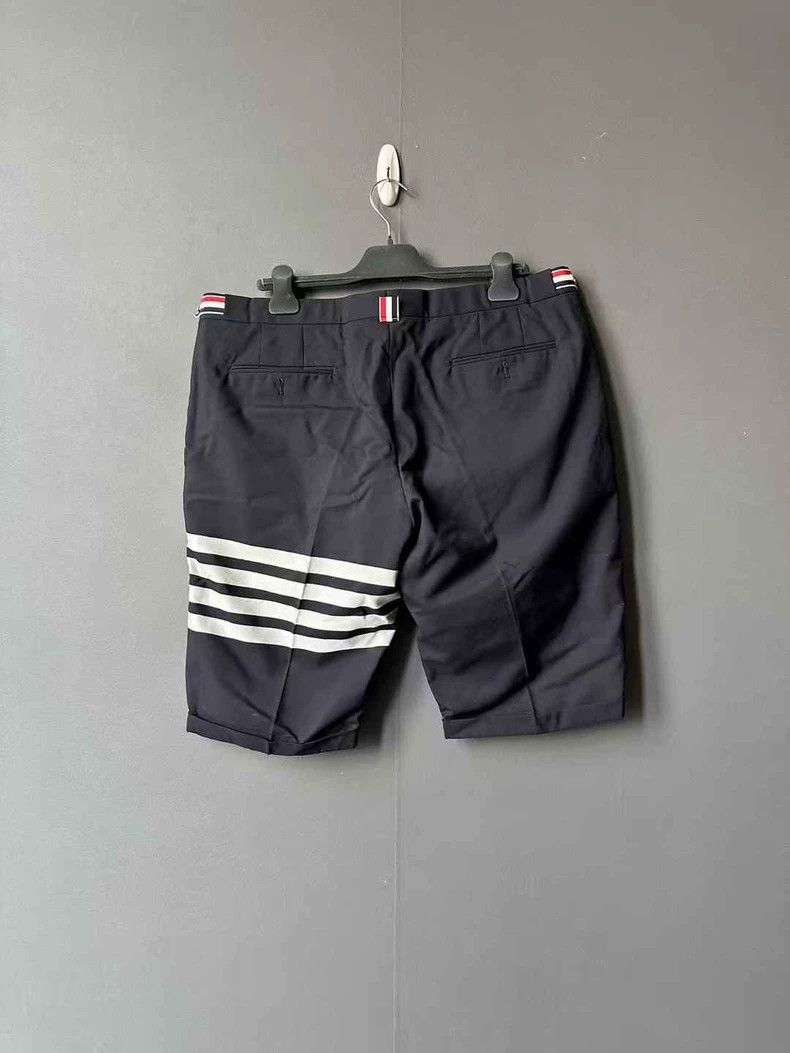 Thom Browne Thom Browne Wool suit shorts Size US 28 / EU 44 - 2 Thumbnail