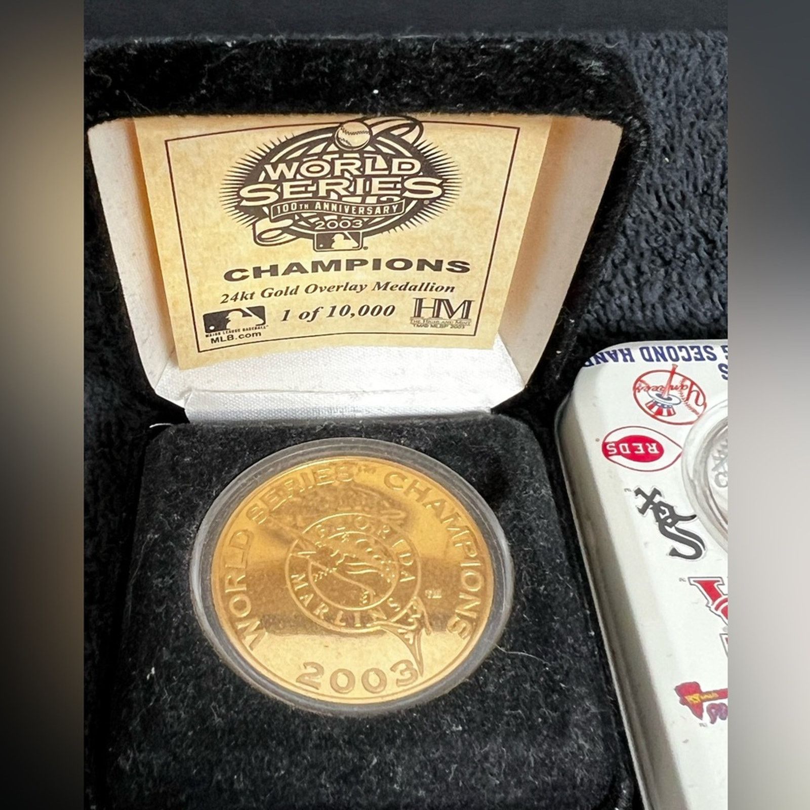 MLB Florida Marlins Watch Vintage Sun 1997 Rare & 24KT GP Coin Size ONE SIZE - 2 Thumbnail