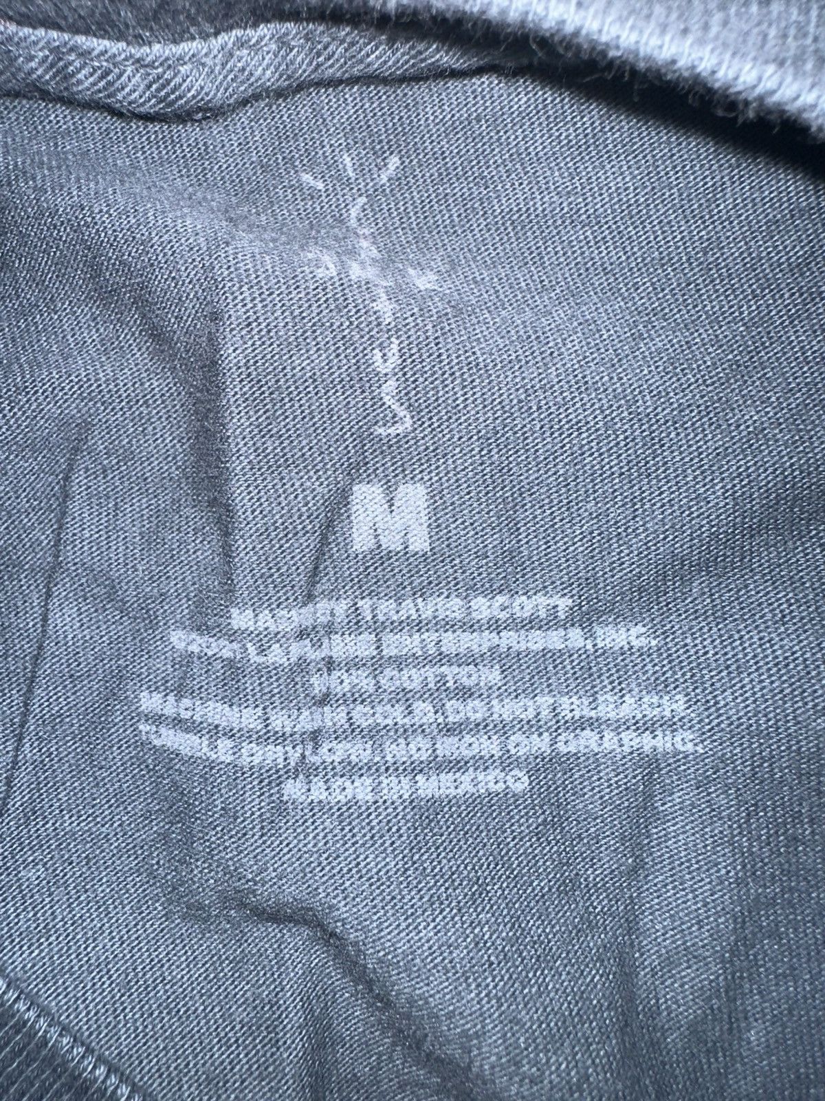 Fragment Design × Kaws × Travis Scott Travis Scott x Fragment x Kaws long sleeve Size US M / EU 48-50 / 2 - 7 Thumbnail