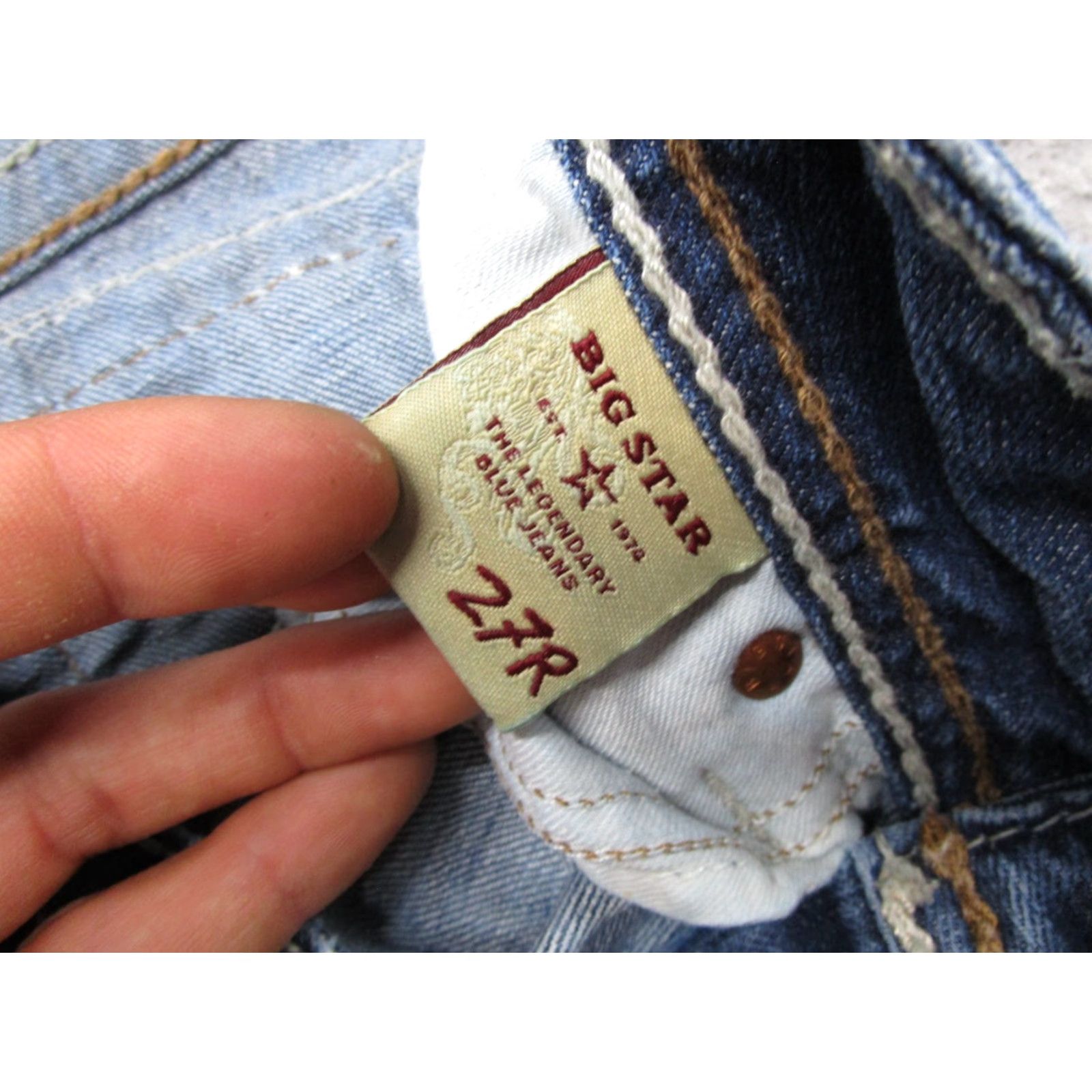 Vintage BKE Buckle Jeans Bootcut Distressed 5-Pocket Denim Flap Pocket Women's 27R Blue Size 27" / US 4 / IT 40 - 5 Thumbnail