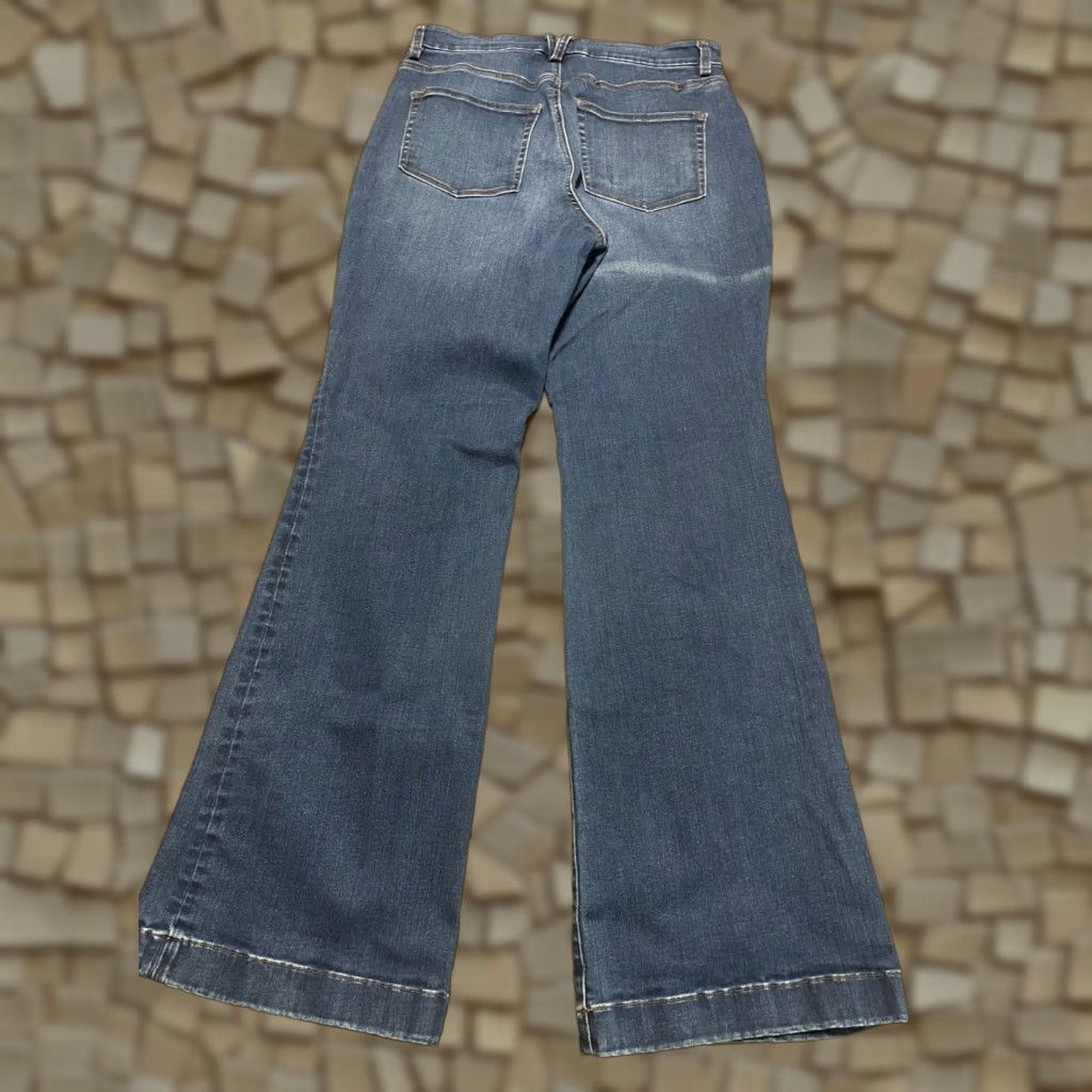 Vintage Duluth Trading Co. Jeans Women's 8x33 Blue Denim Flared Leg Pockets 5-Pocket Design Regular Inseam 31.5"} Size 30" / US 8 / IT 44 - 1 Thumbnail