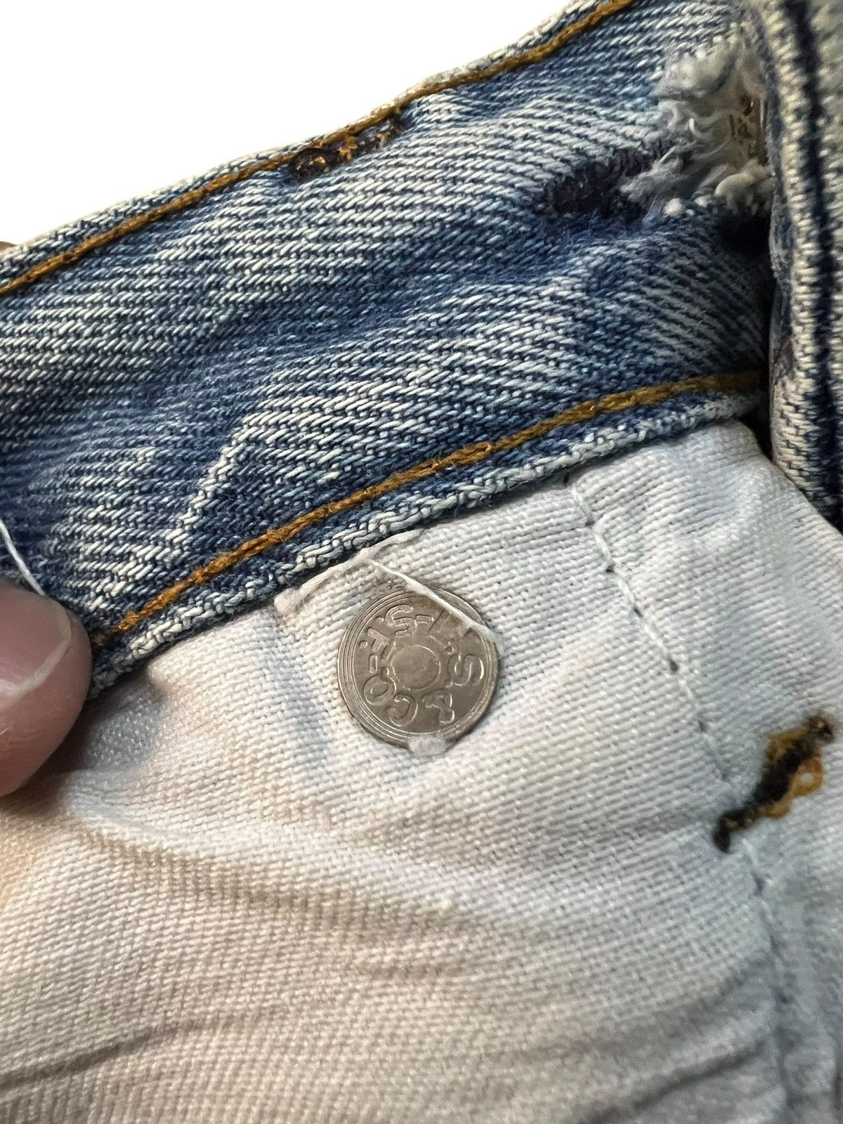 Levi's 80’s Levis 501 Distress Faded Jean Size US 26 / EU 42 - 15 Thumbnail