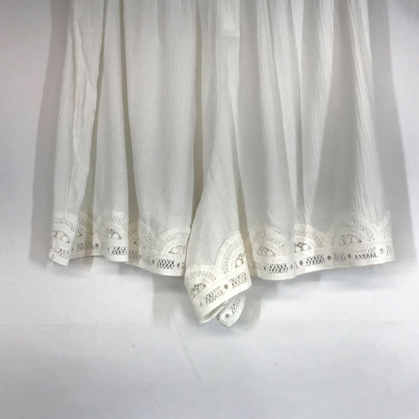 Vintage AERIE WOMEN'S SLEEP SHORTS White Drawstring Waist Lace Detail Casual Shirt? Size 36" / US 14 / IT 50 - 6 Thumbnail