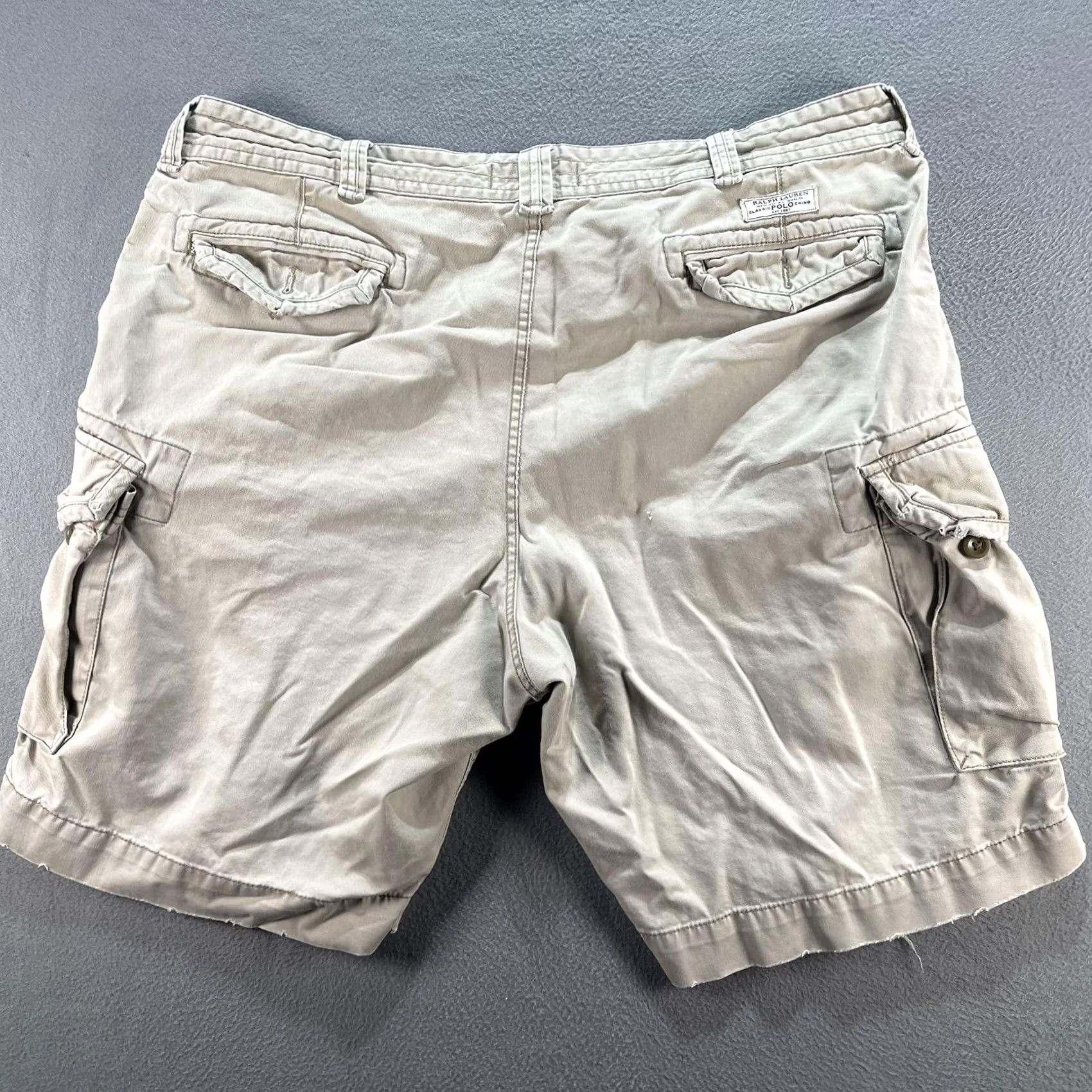 Polo Ralph Lauren Polo Ralph Lauren Cargo Shorts Mens Khaki Classic Chino Distressed Utility Size US XS / EU 42 / 0 - 2 Thumbnail
