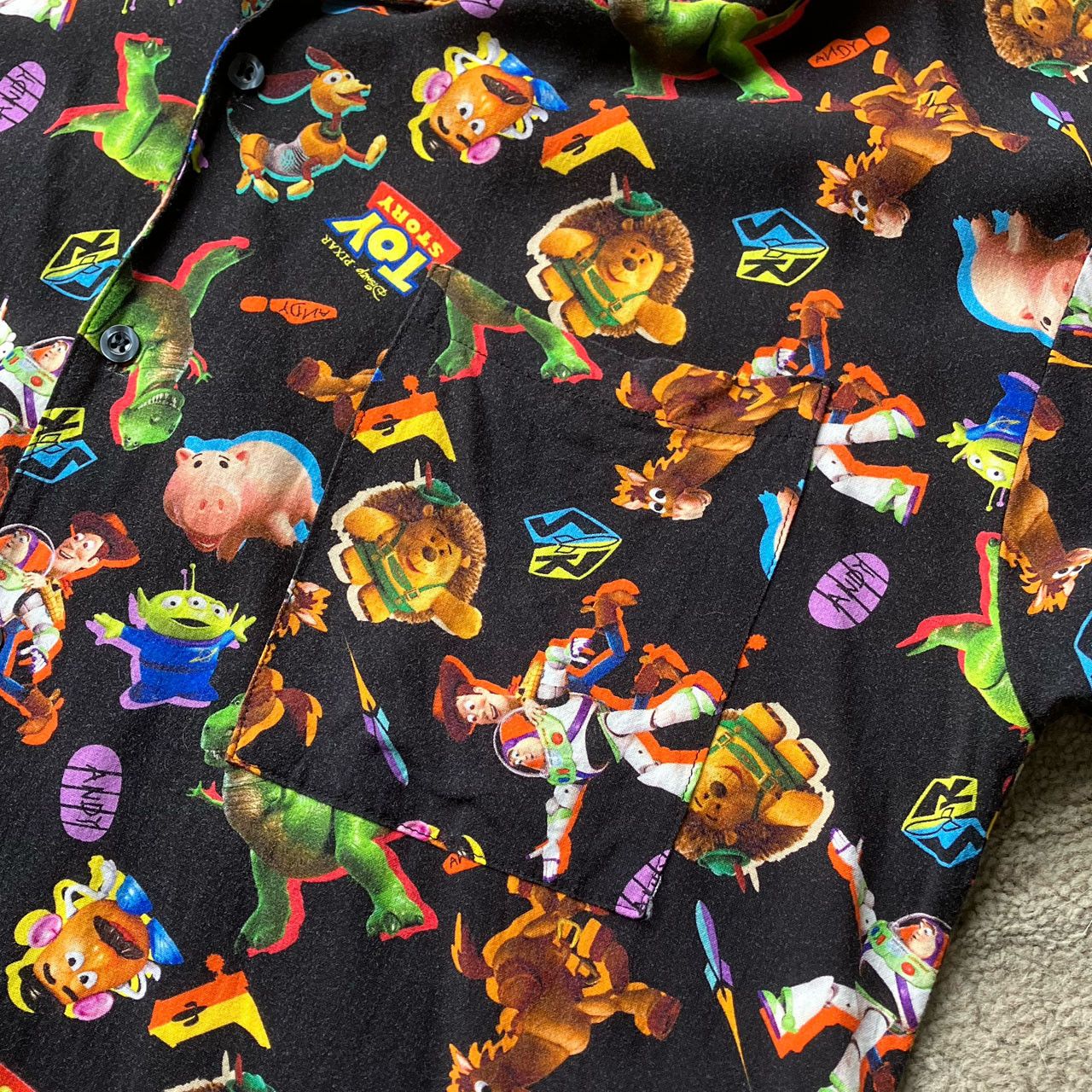Disney Disney Pixar Toy Story Aloha Shirt Black All Over Print Size US M / EU 48-50 / 2 - 7 Thumbnail