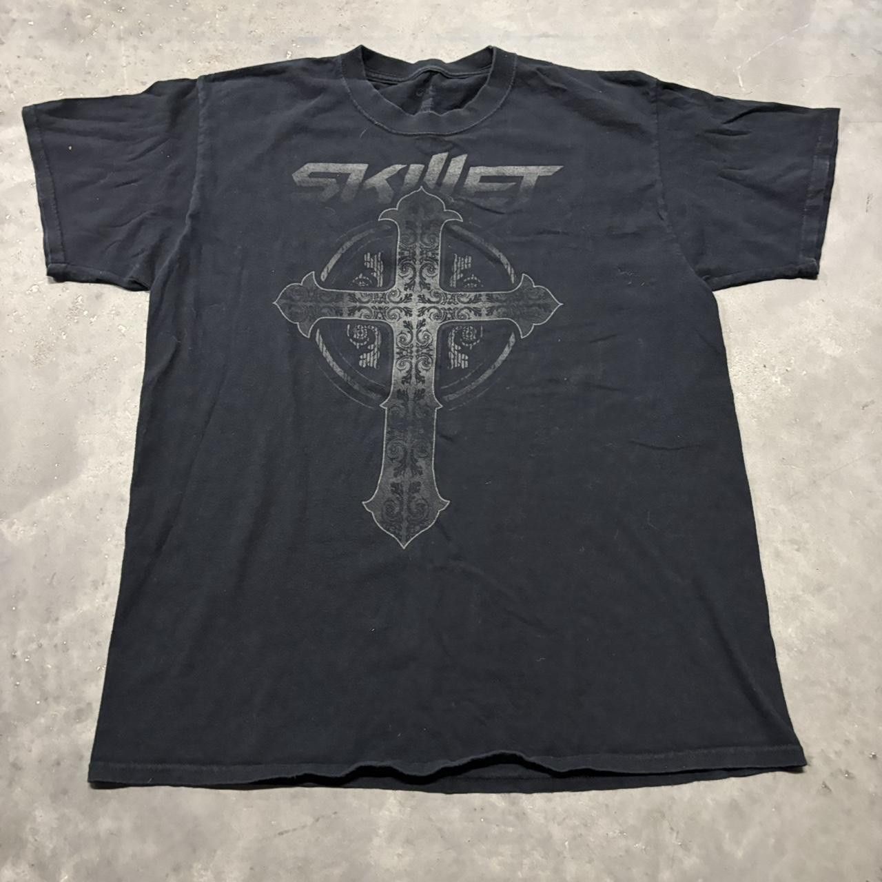 Band Tees × Vintage Crazy Vintage Y2K/2000s Grunge Cyber Goth Skillet Rock Band Graphic Tee! Size US L / EU 52-54 / 3 - 1 Thumbnail