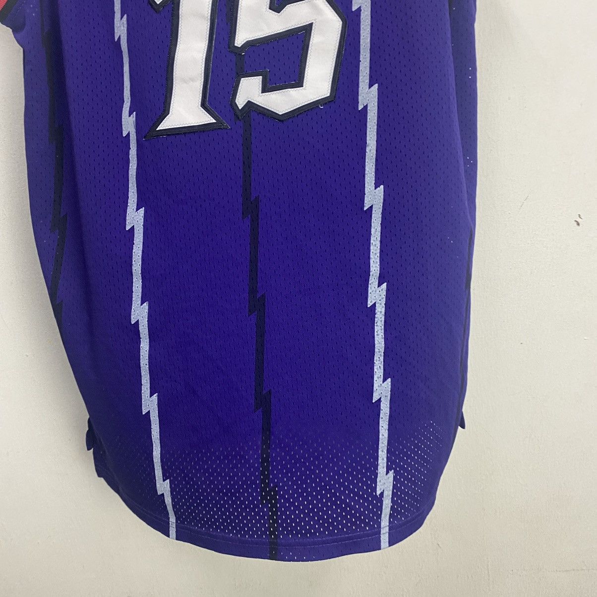 Mitchell & Ness × NBA Mitchell & Ness Toronto Raptors Vince Carter 98-99 Jersey Size US L / EU 52-54 / 3 - 9 Thumbnail