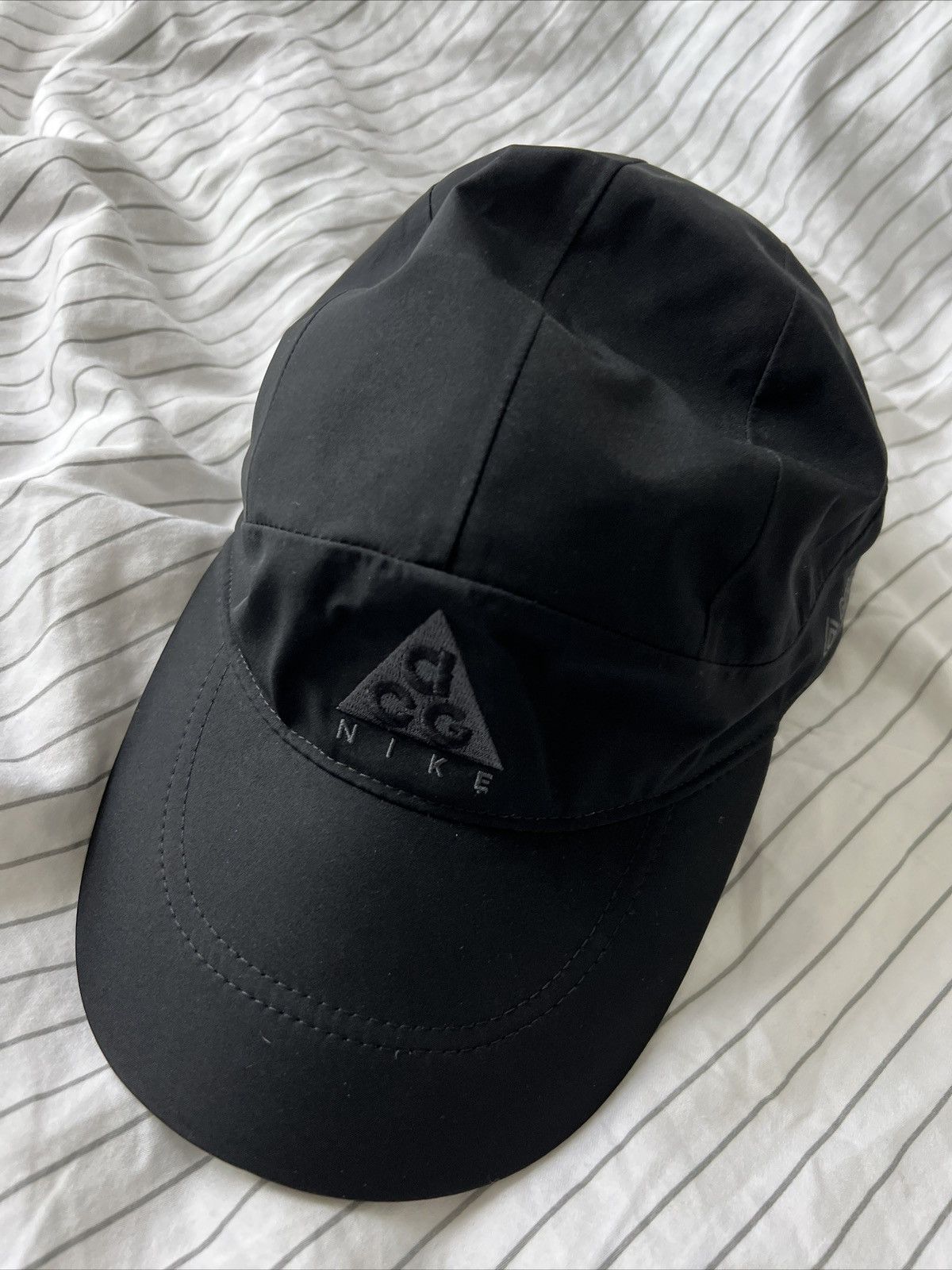 acg goretex hat
