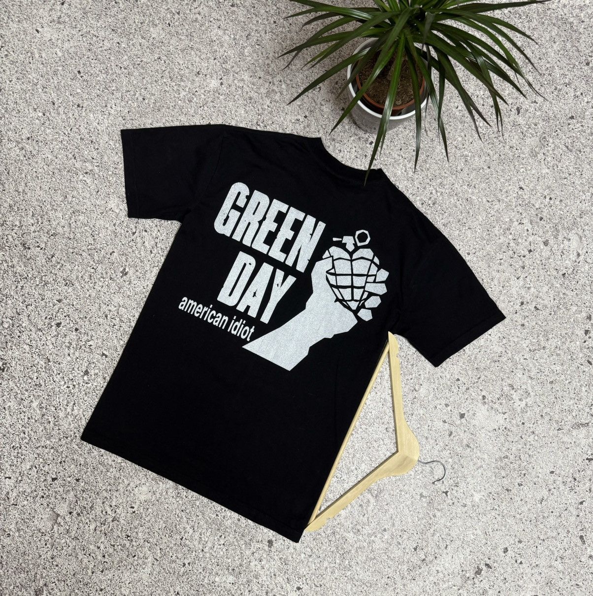 Band Tees × Vintage Vintage Green Day American Idiot Rock Band T-Shirt Y2K Hype Size US L / EU 52-54 / 3 - 2 Thumbnail