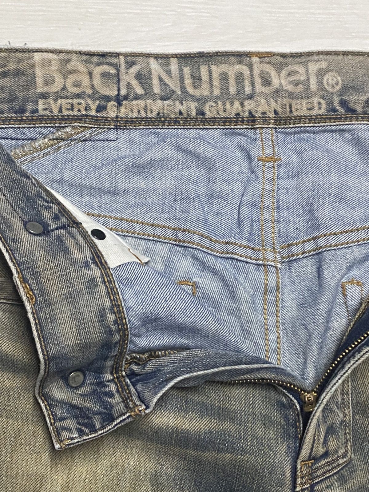 Hysteric Glamour Vintage Back Number Mud Wash Distressed Curve Leg Loose Jean Size US 32 / EU 48 - 9 Thumbnail