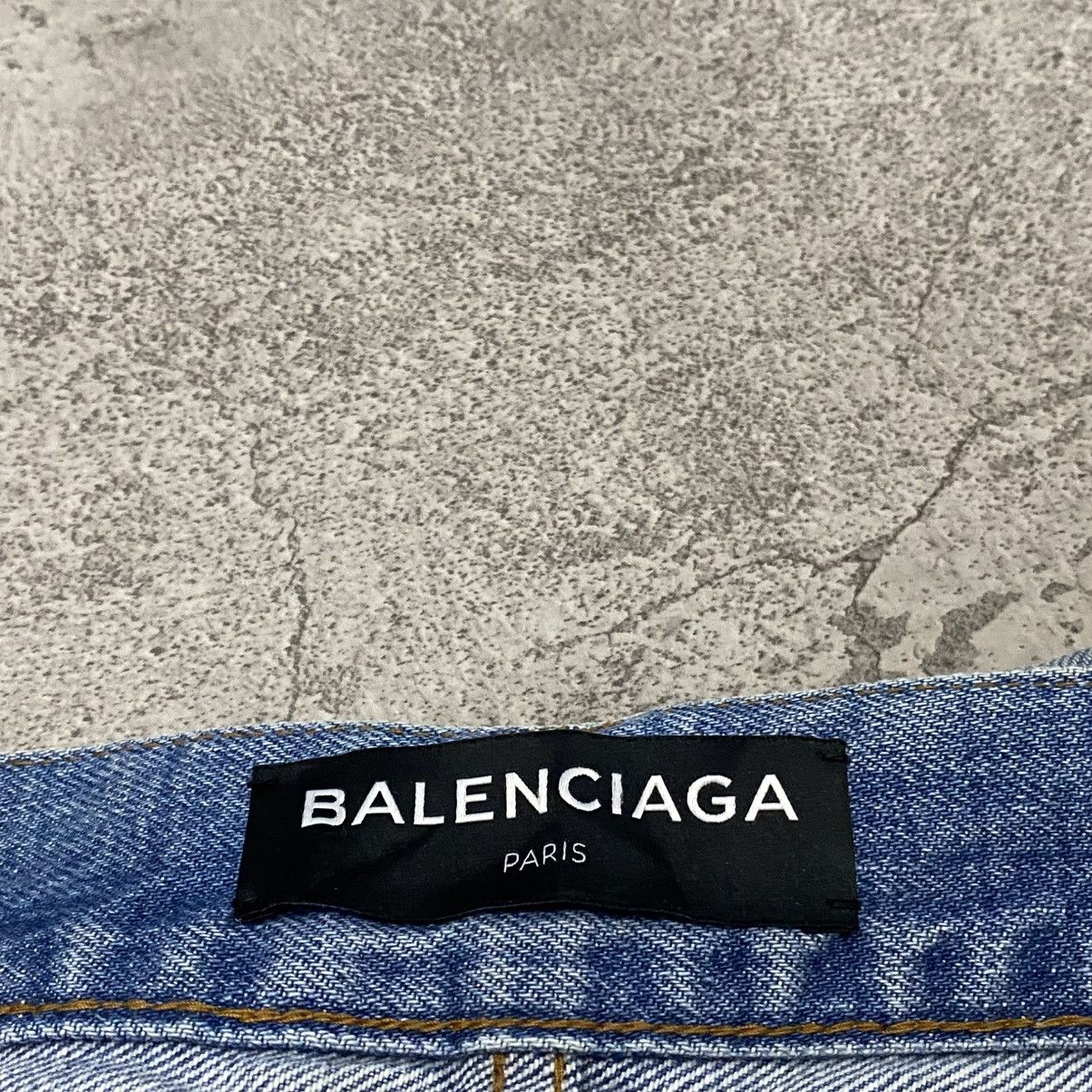 Balenciaga Balenciaga Shorts Denim Ripped Size US 32 / EU 48 - 6 Thumbnail