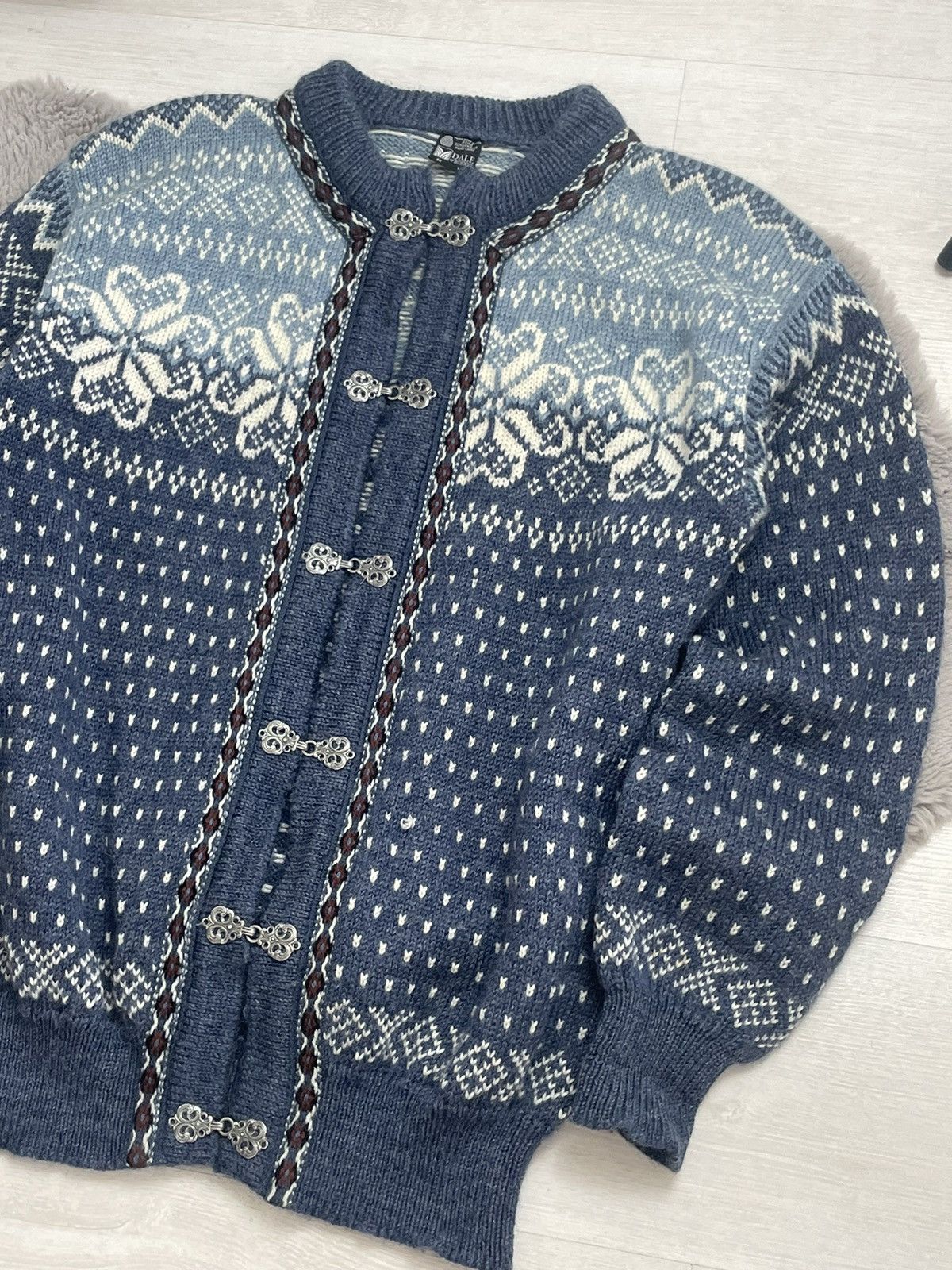 Dale Of Norway × Vintage Dale Of Norway Vintage 90’s Wool Knit Sweater Outdoor Size US L / EU 52-54 / 3 - 4 Thumbnail