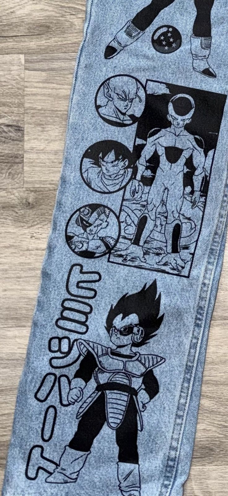 Other Rare 2021 Secret Heart x Dragon Ball Z Graphic Denim Jeans Size US 29 - 2 Thumbnail