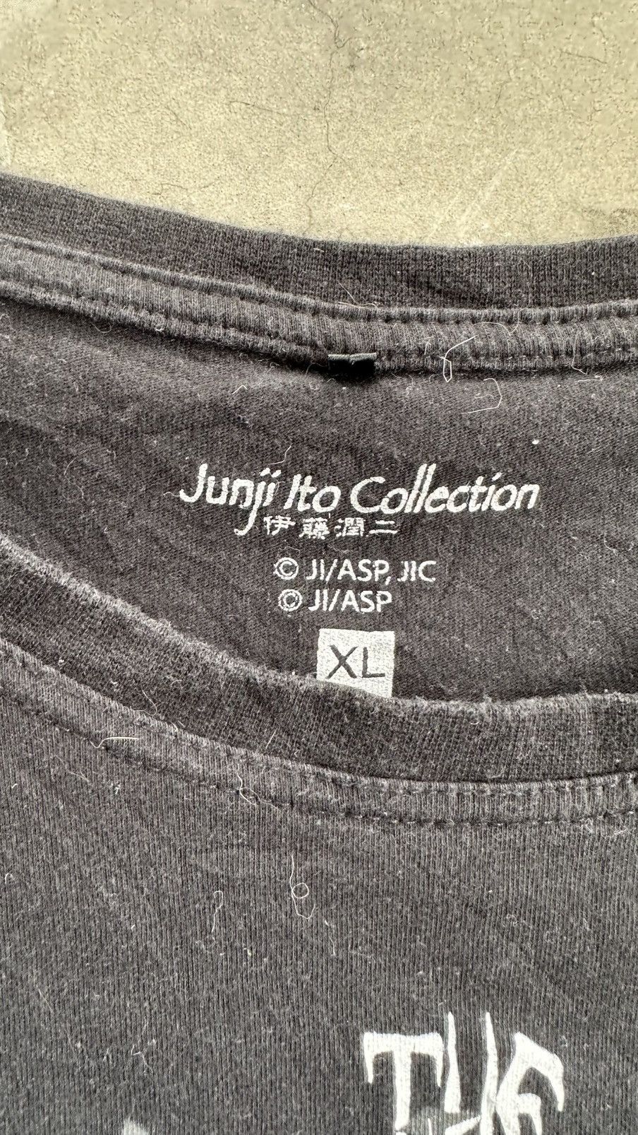 Japanese Brand JUNJI ITO COLLECTION HORROR THE WINDOW NEXT DOOR TEE Size US XL / EU 56 / 4 - 3 Thumbnail
